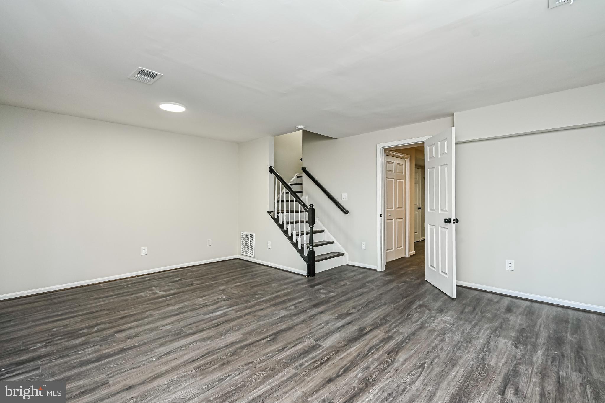 RIDGELEIGH - Residential