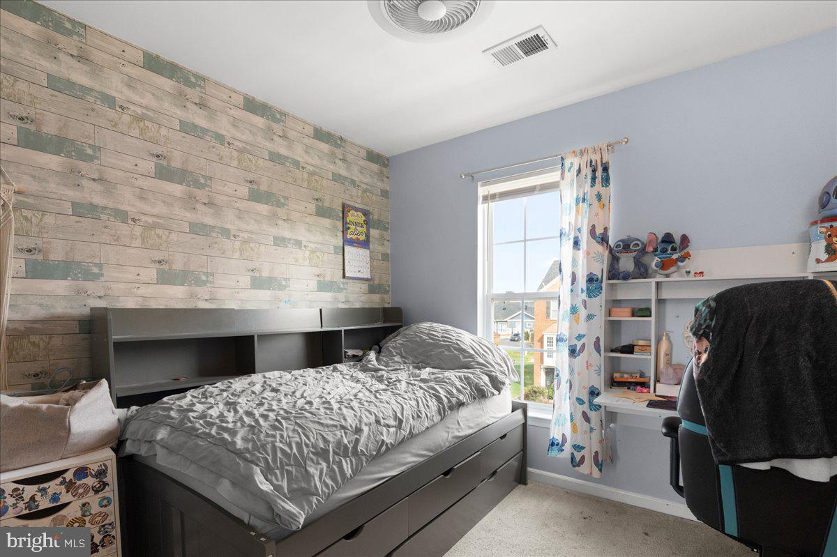 WINDMILL CROSSING - Residential