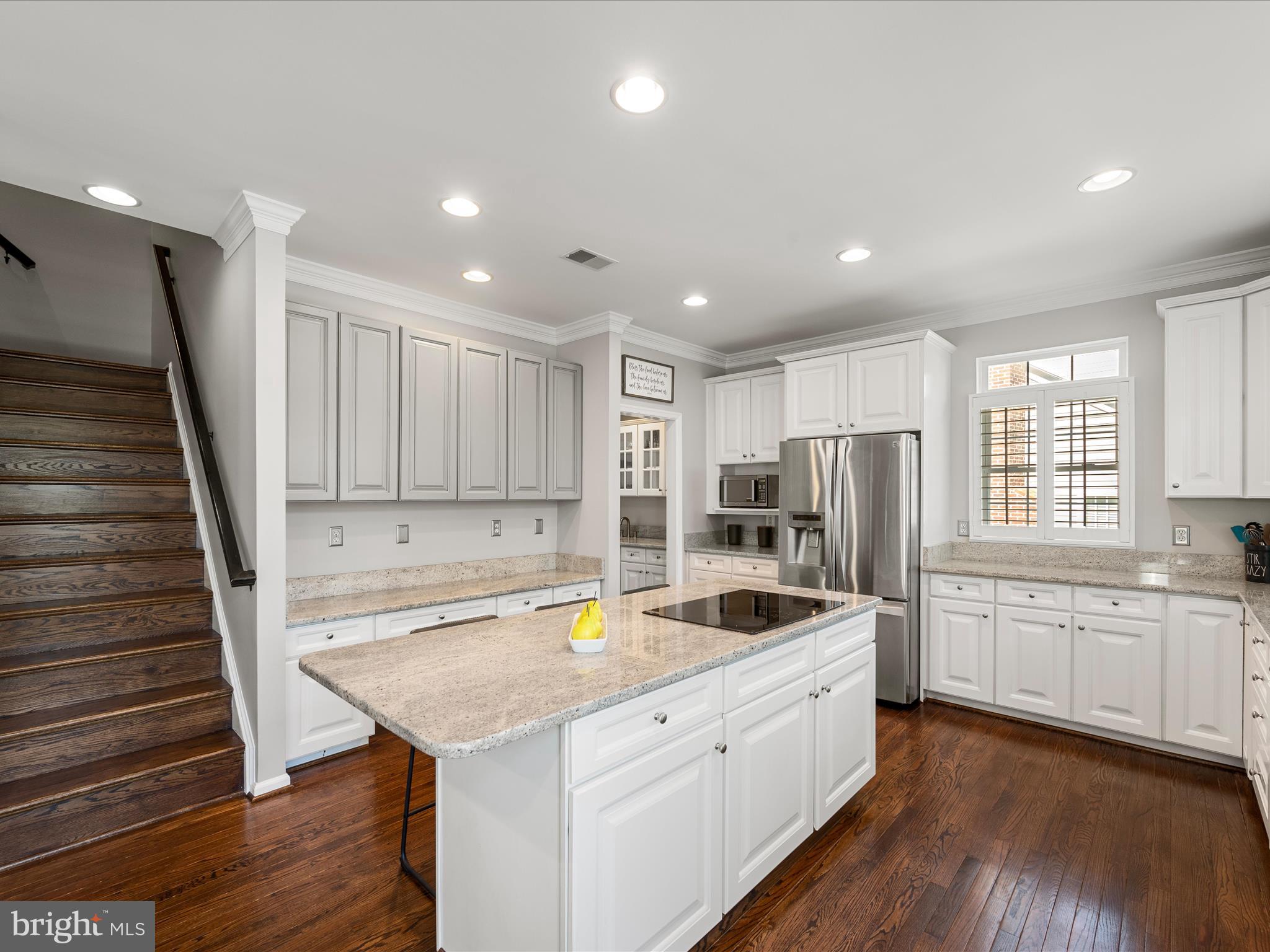 WOODLEA MANOR - Residential