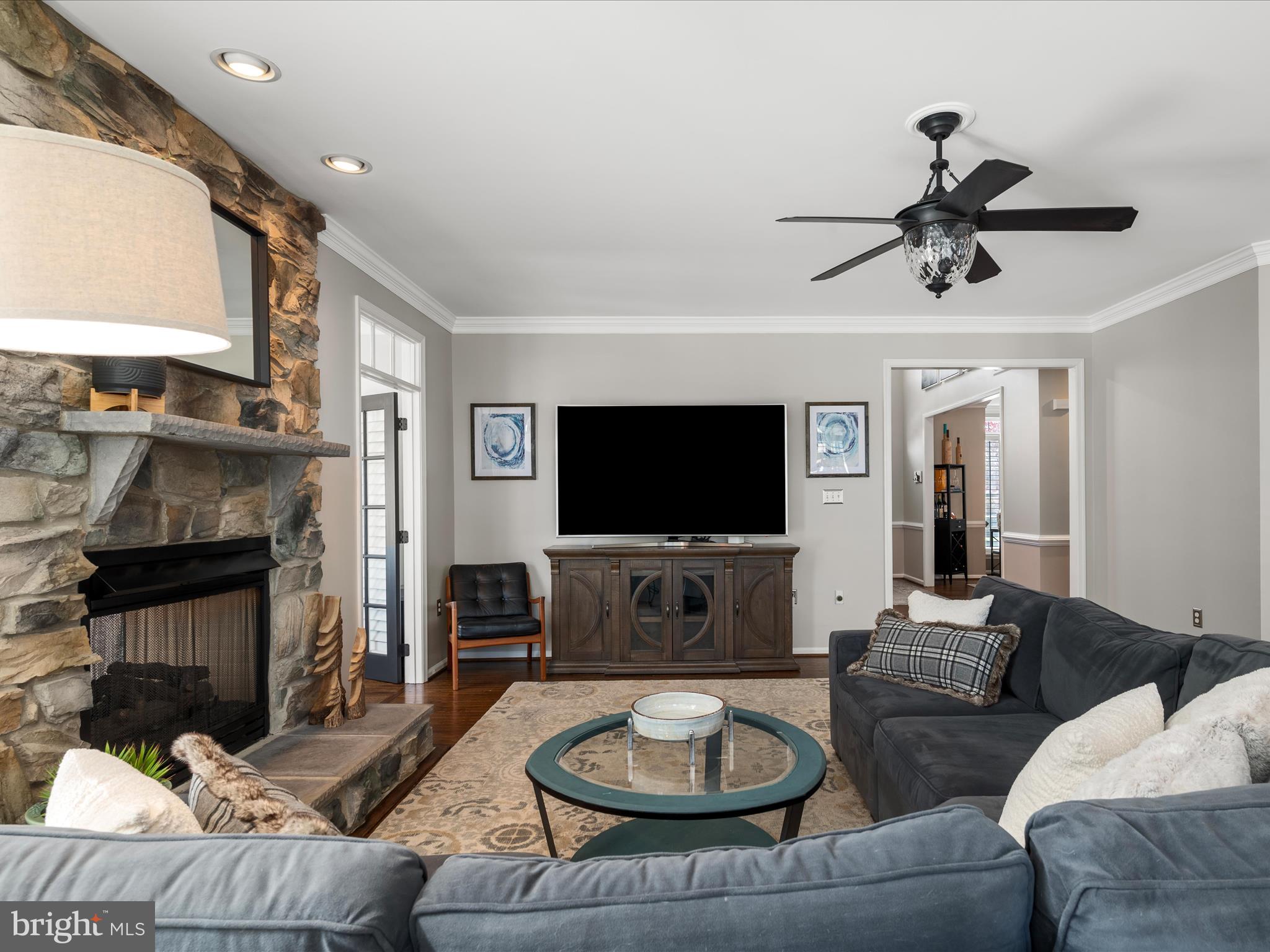 WOODLEA MANOR - Residential