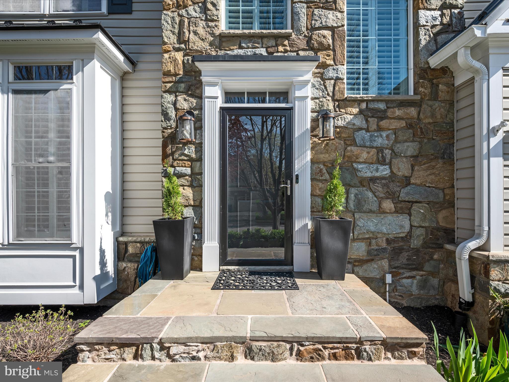 WOODLEA MANOR - Residential