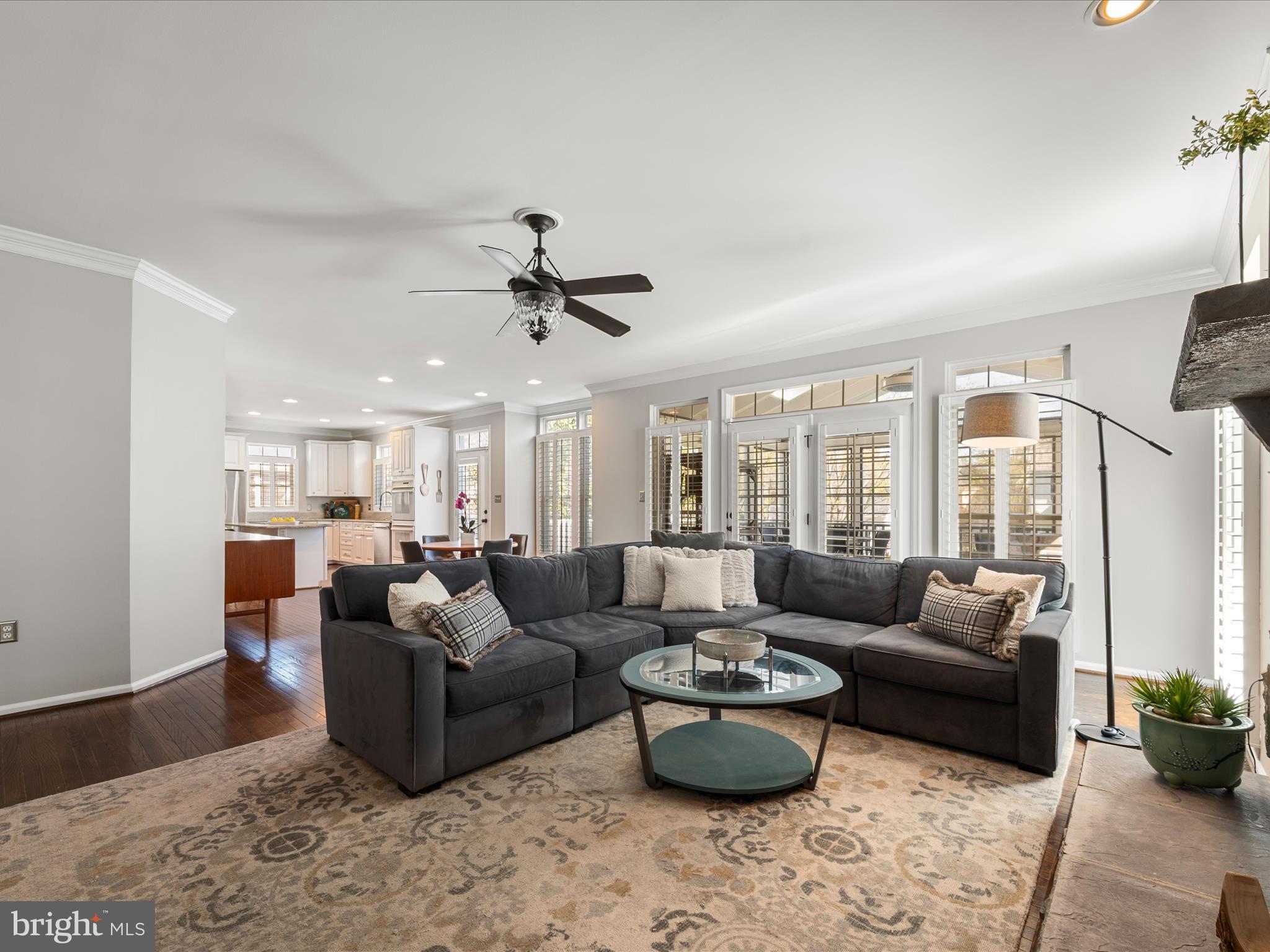 WOODLEA MANOR - Residential