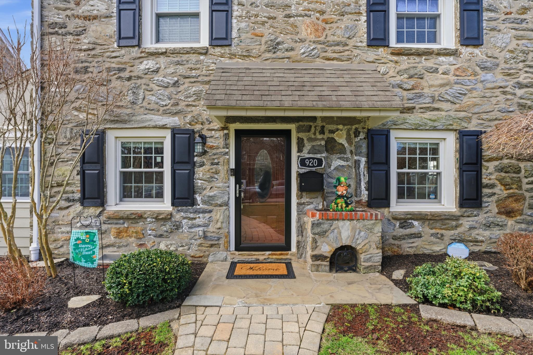 ARONIMINK ESTATES - Residential