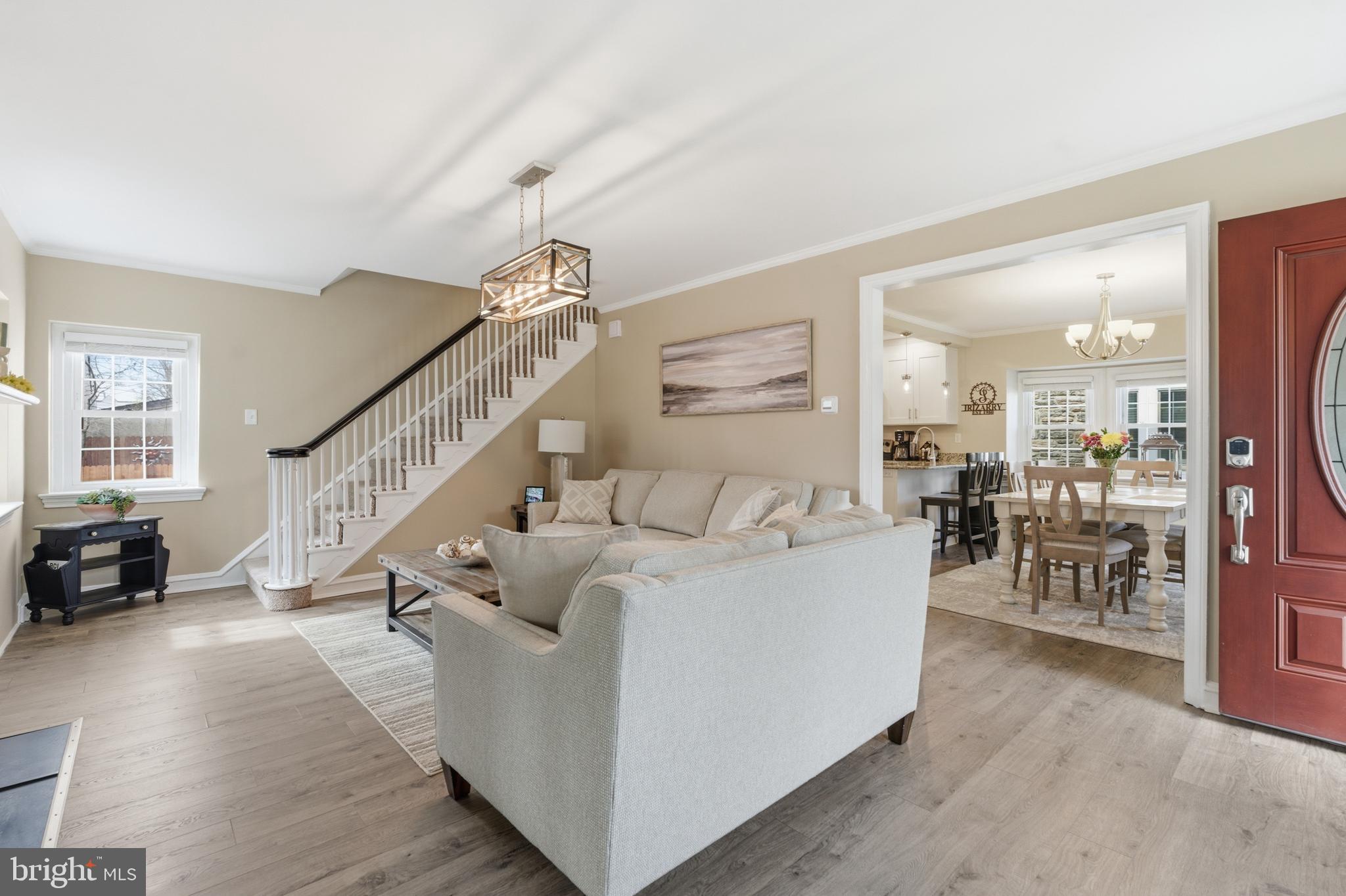 ARONIMINK ESTATES - Residential