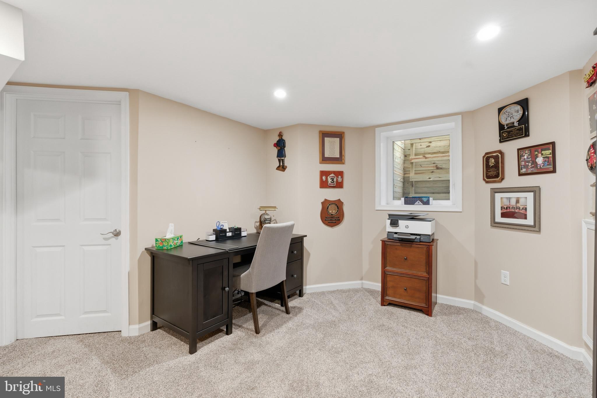 ARONIMINK ESTATES - Residential