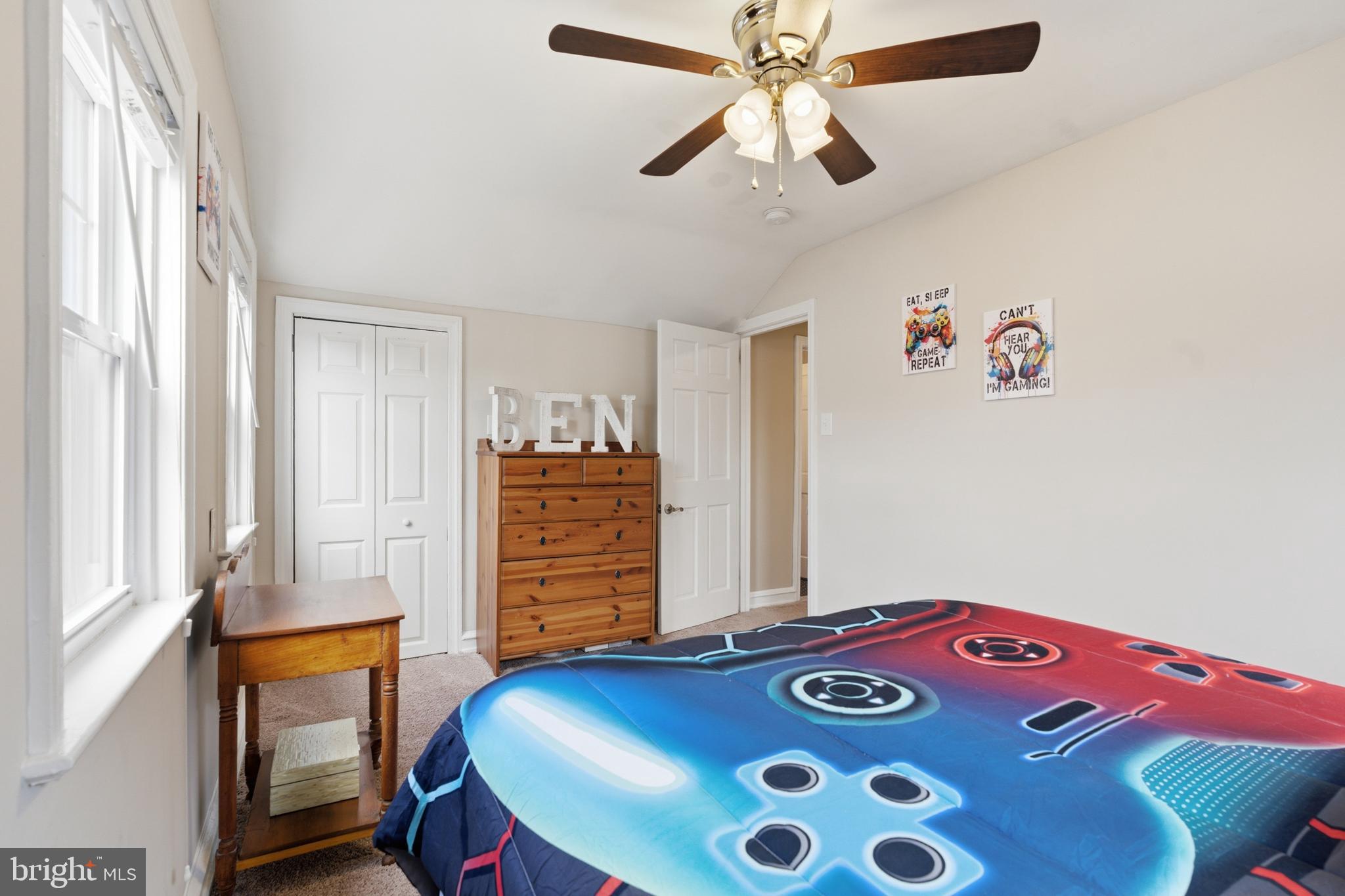 ARONIMINK ESTATES - Residential