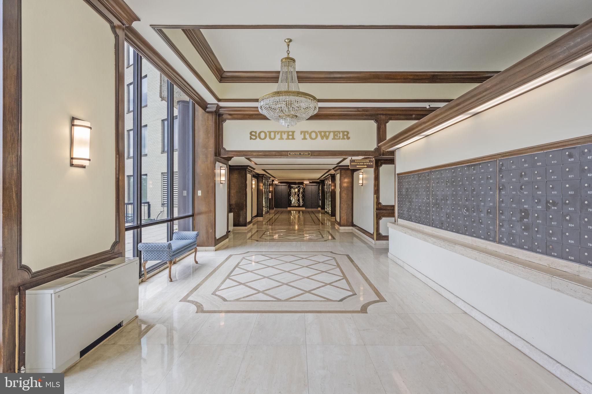 PROMENADE TOWERS - Residential