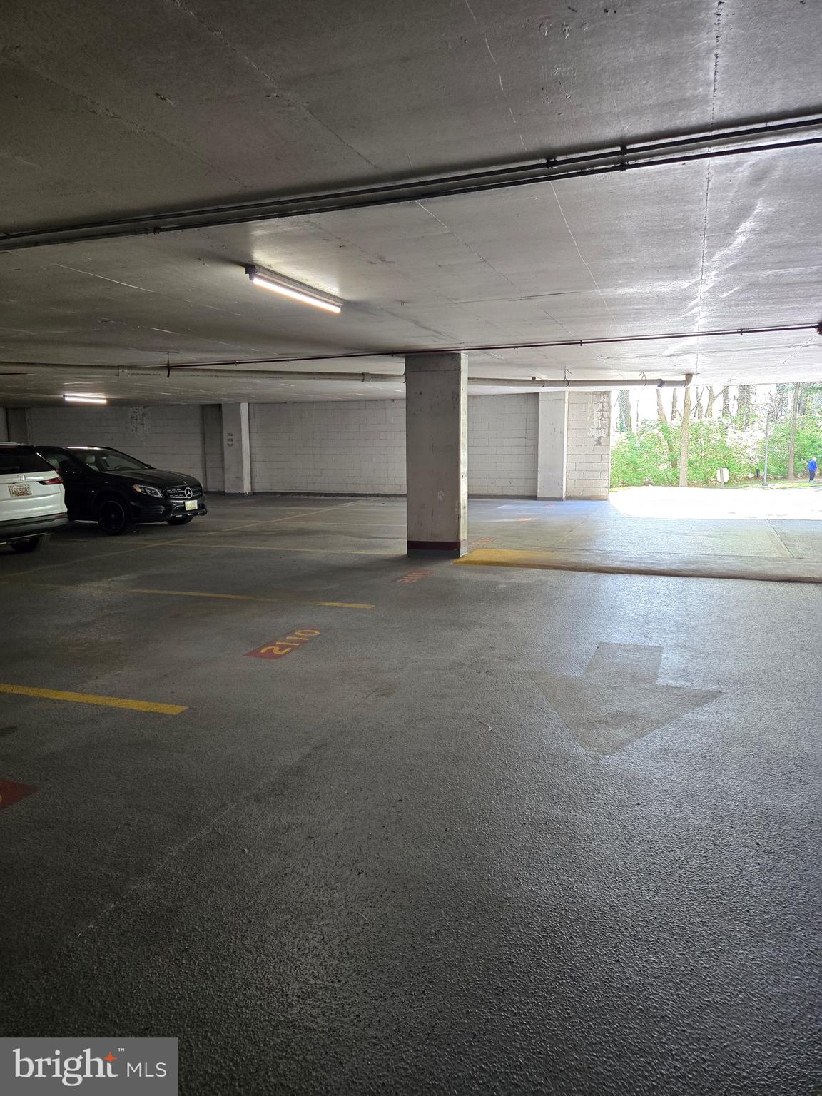 PROMENADE TOWERS - Residential