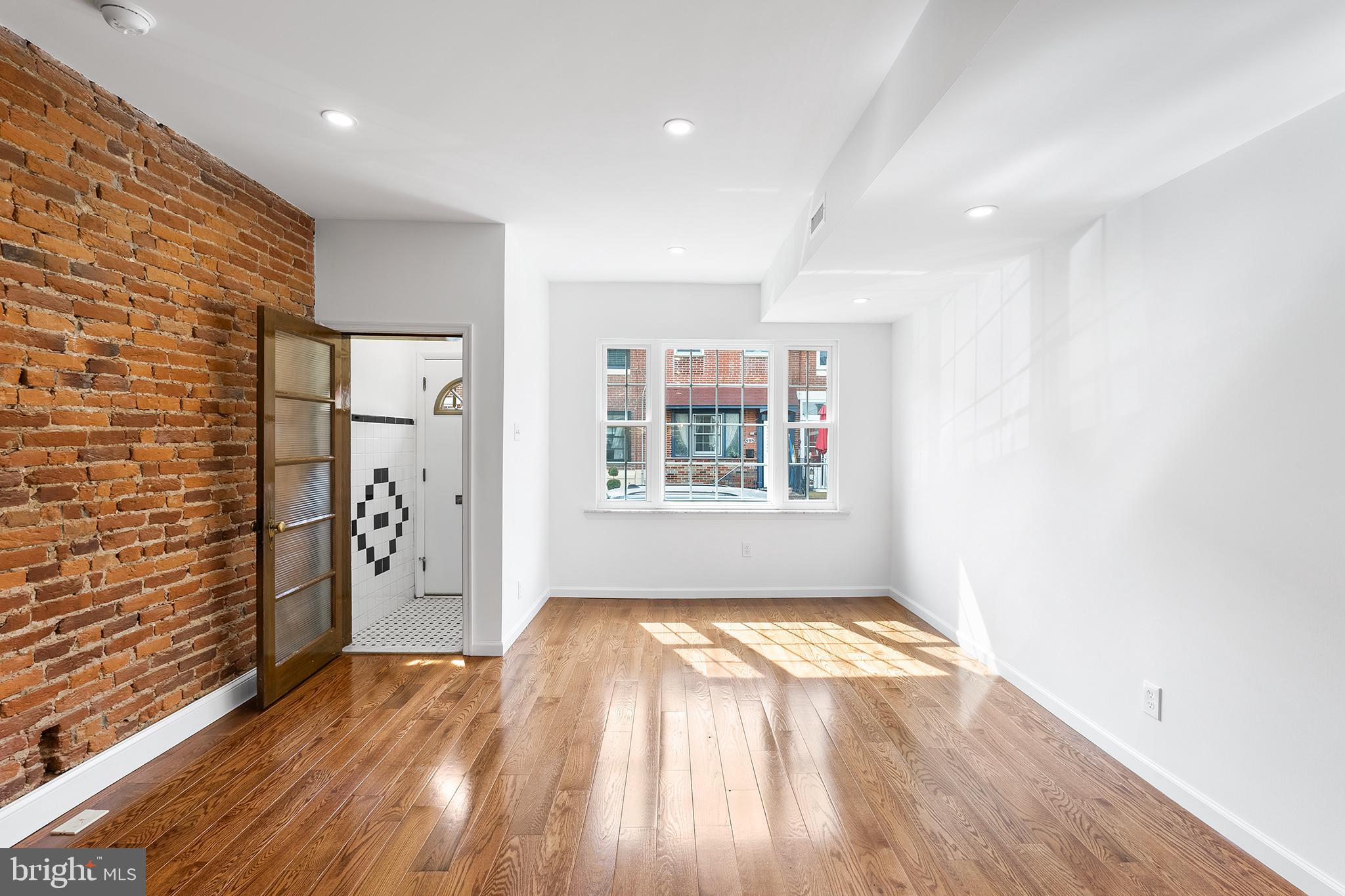 PASSYUNK SQUARE - Residential Lease