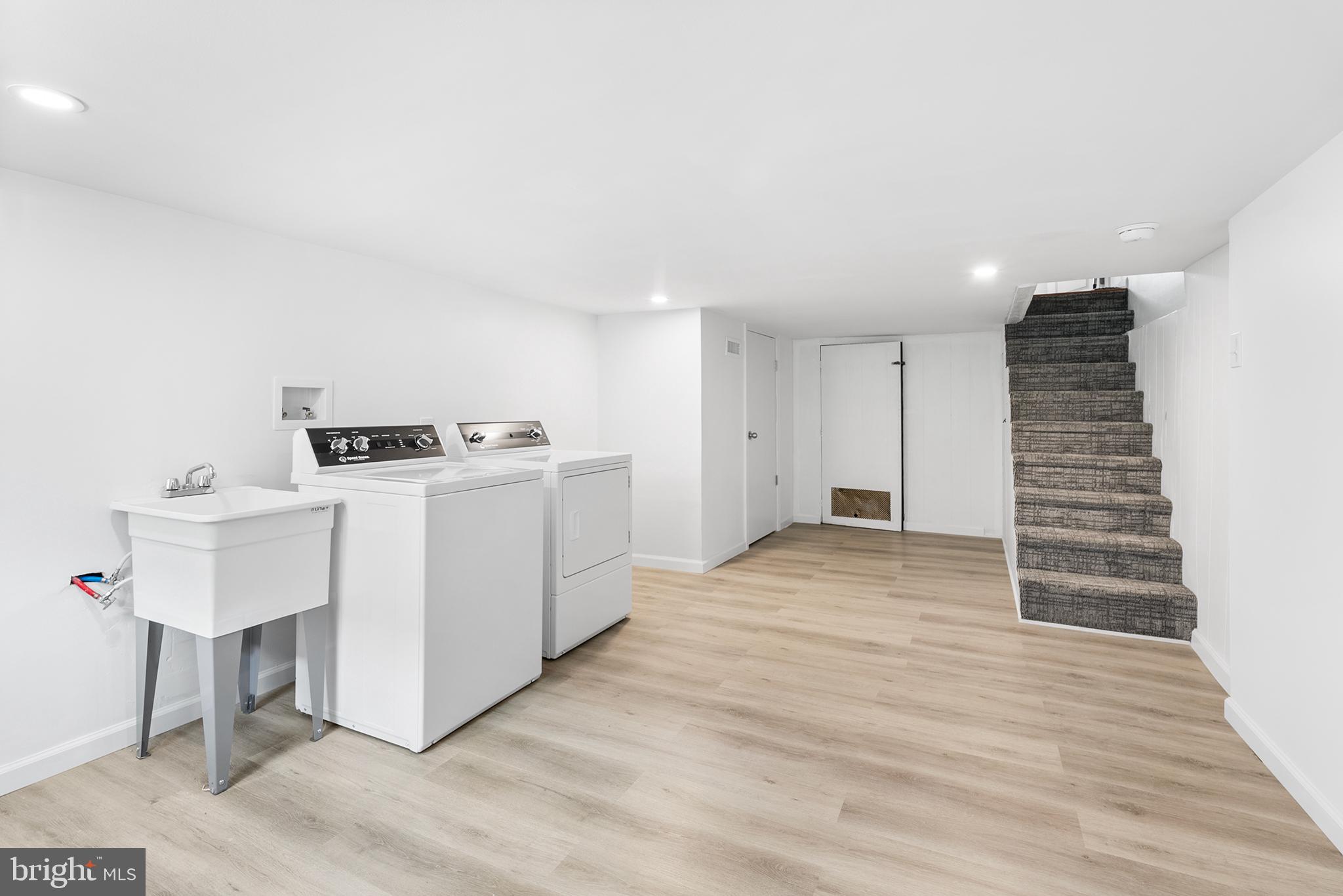 PASSYUNK SQUARE - Residential Lease