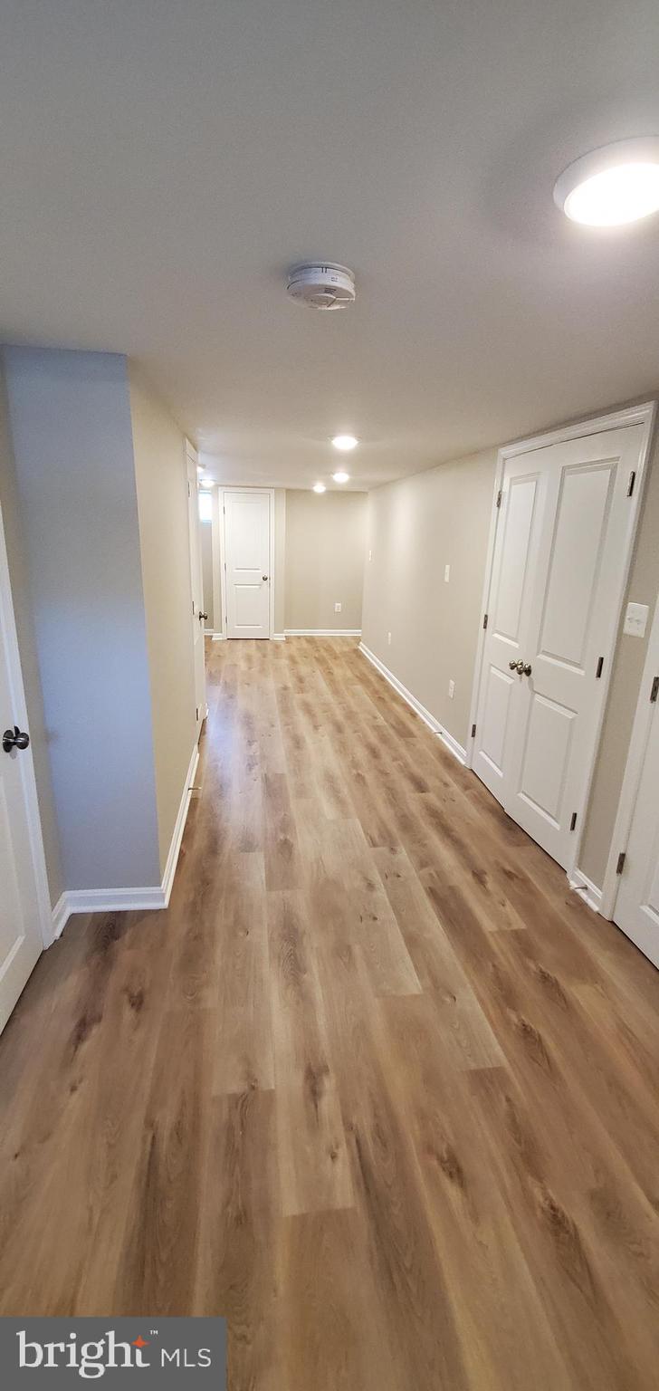 NORTH POINT VILLAGE - Residential Lease