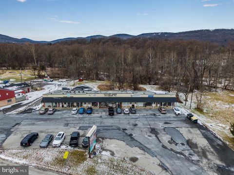 11 N RT 15 DILLSBURG PA 17019