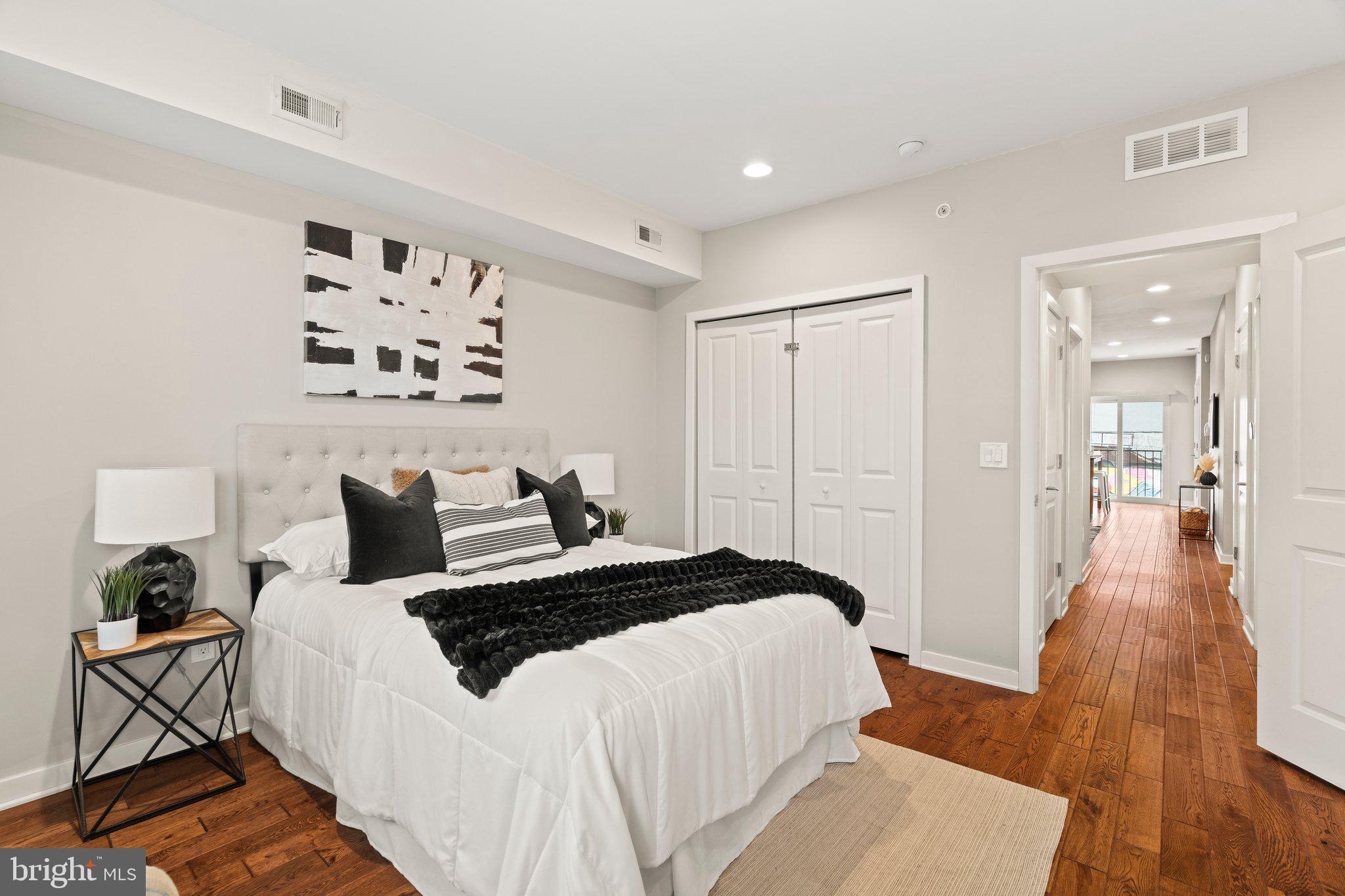 FRANCISVILLE - Residential Lease