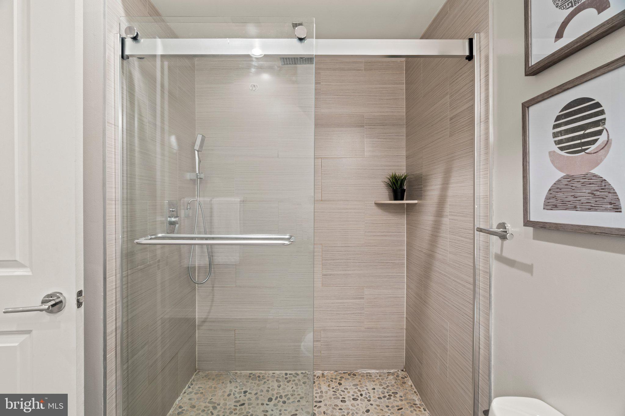 FRANCISVILLE - Residential Lease