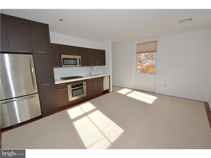 UNIVERSITY CITY - Residential Lease