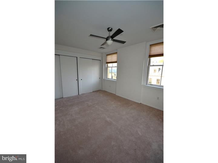 UNIVERSITY CITY - Residential Lease