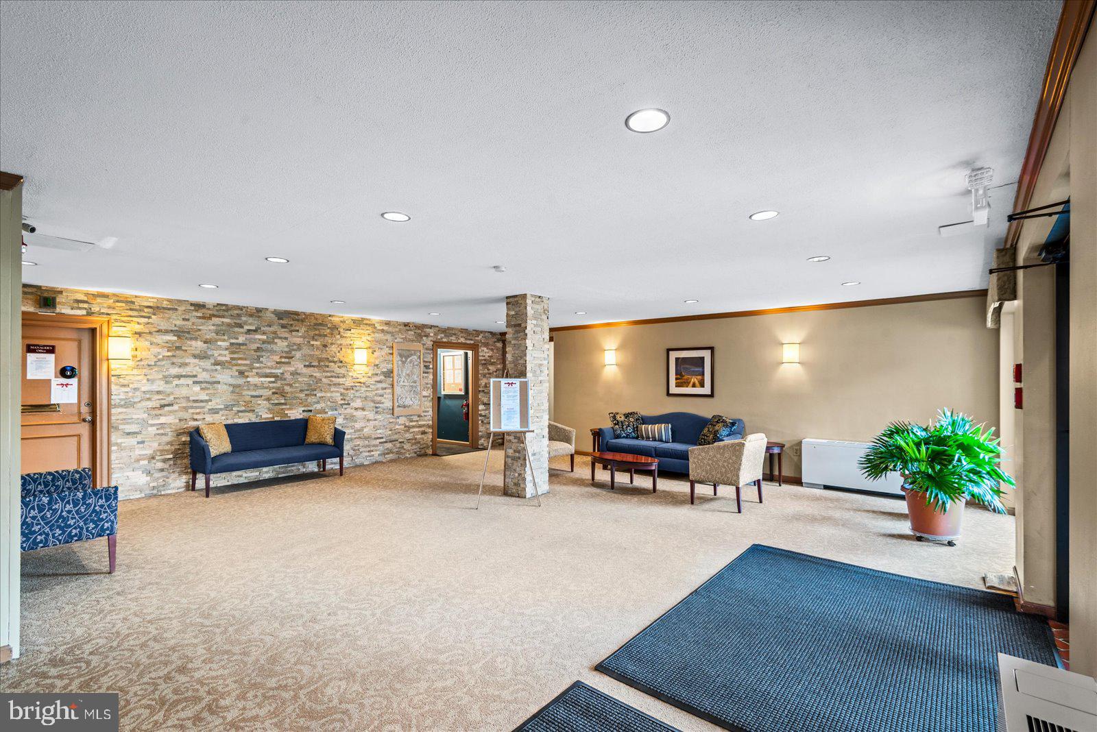 1830 COLUMBIA PIKE 115