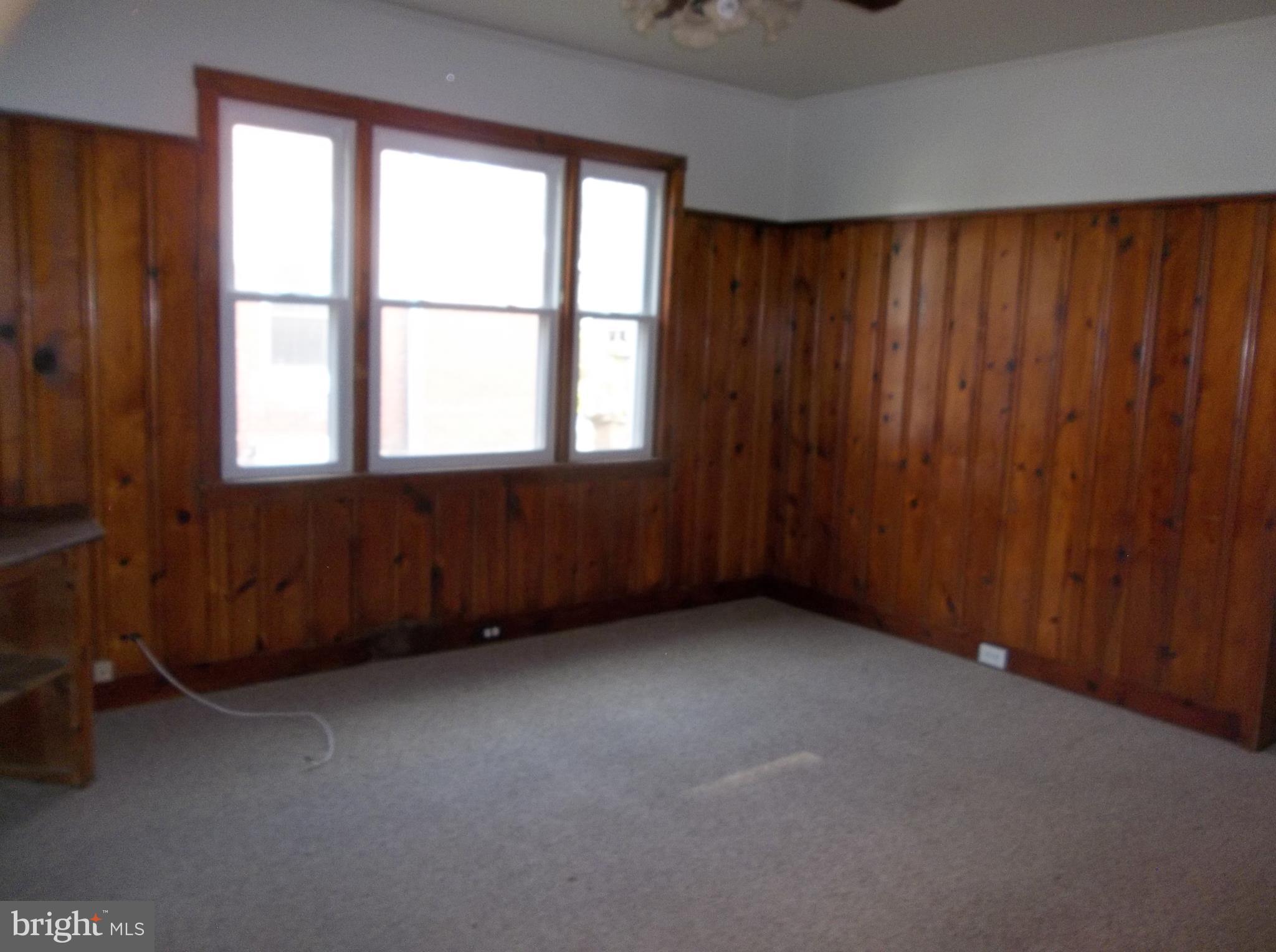 PERRYVILLE - Residential Income