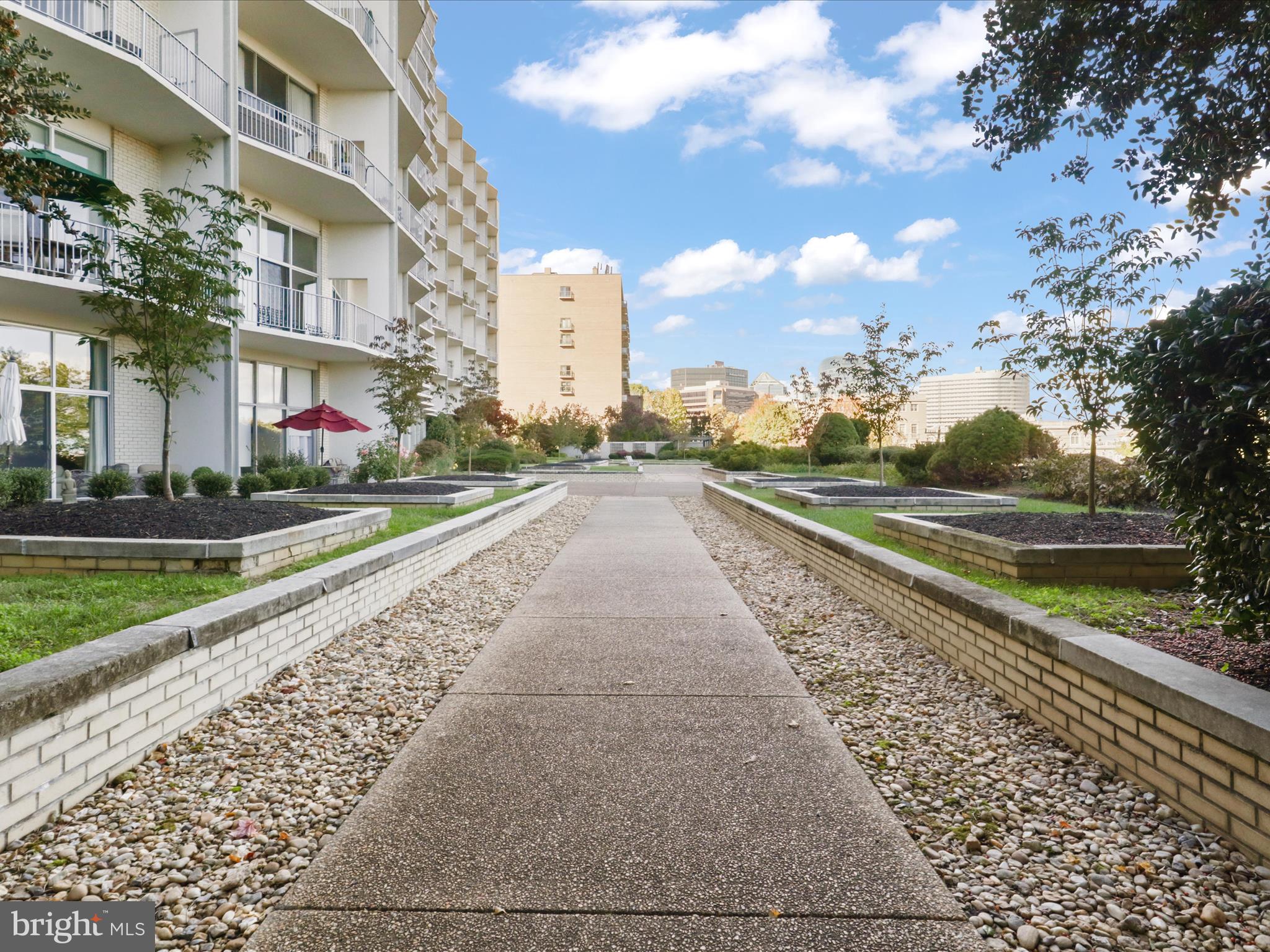 PROSPECT HOUSE - Residential