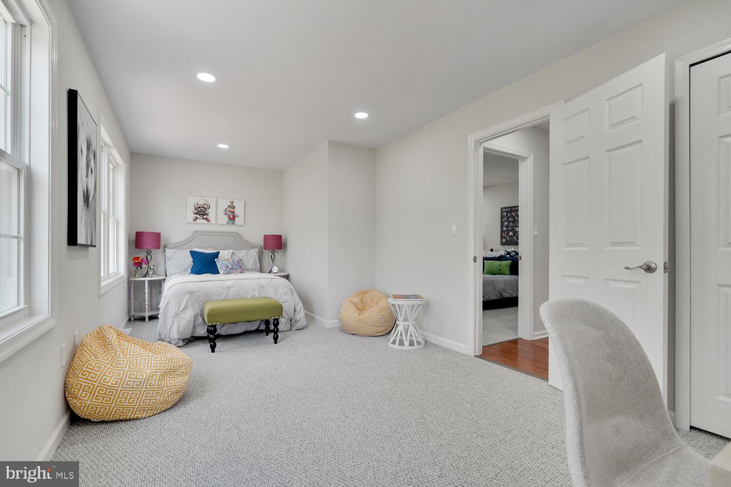 JEFFERSONTON - Residential