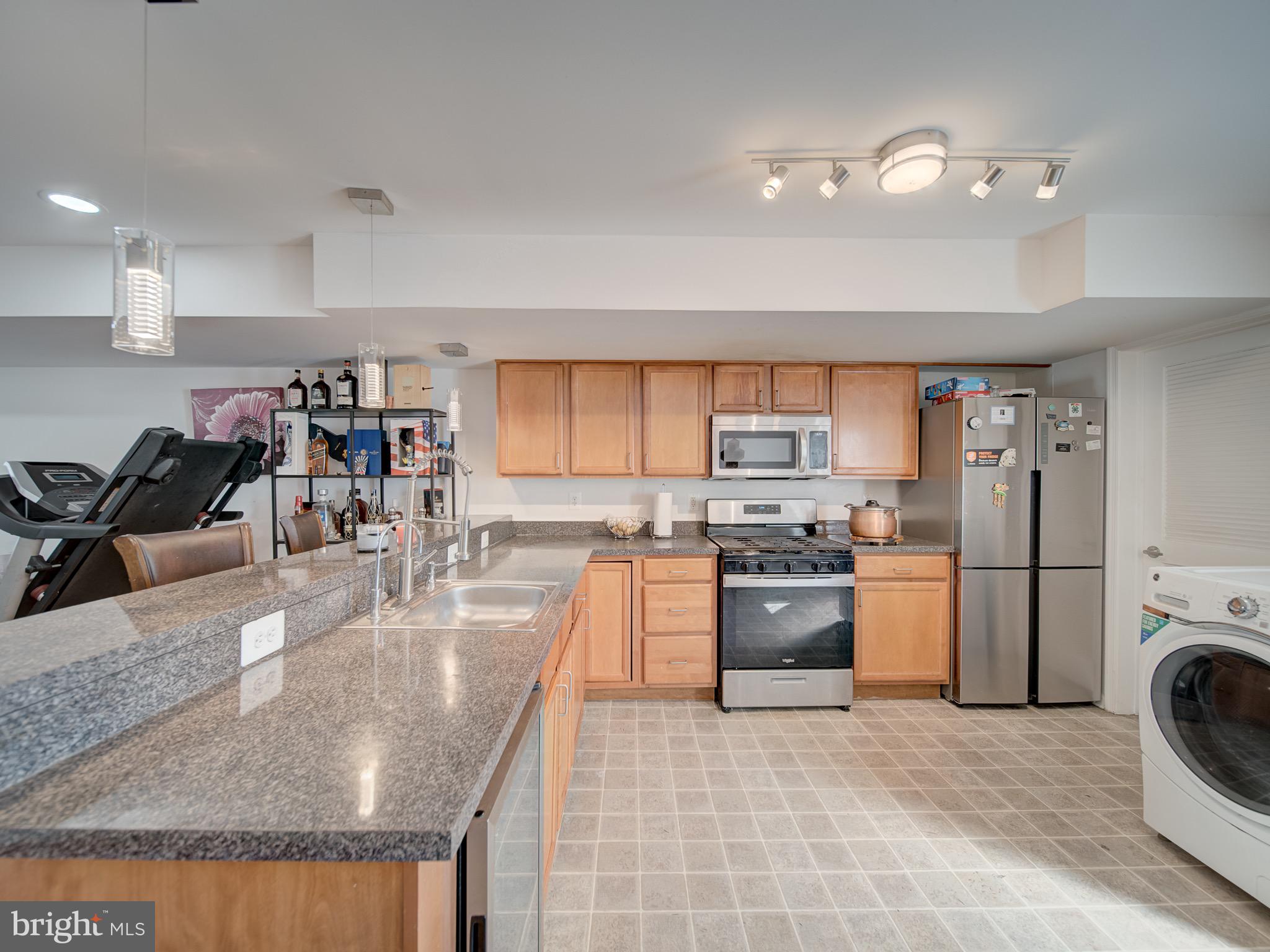 BROOKLYN - Residential