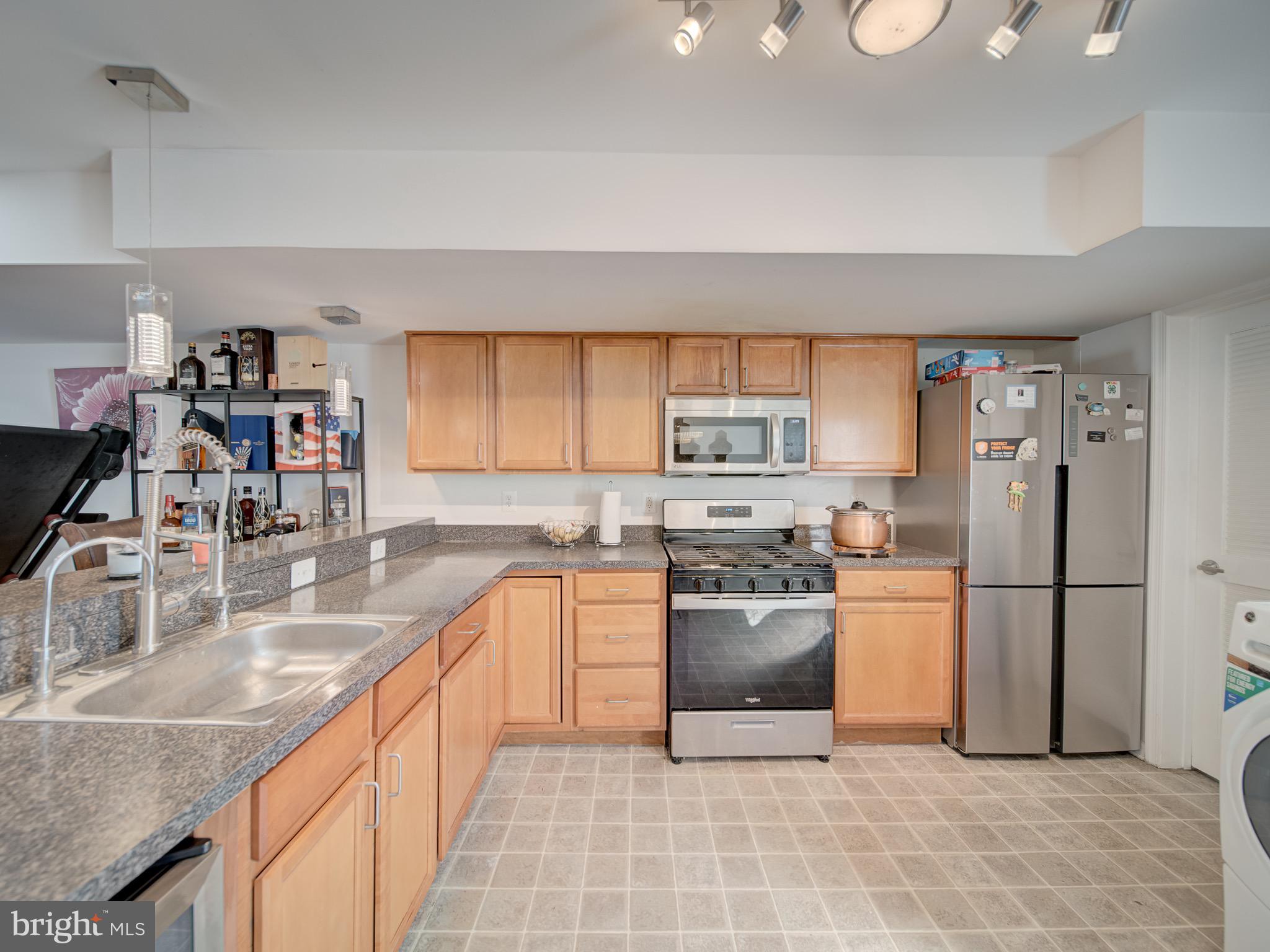 BROOKLYN - Residential