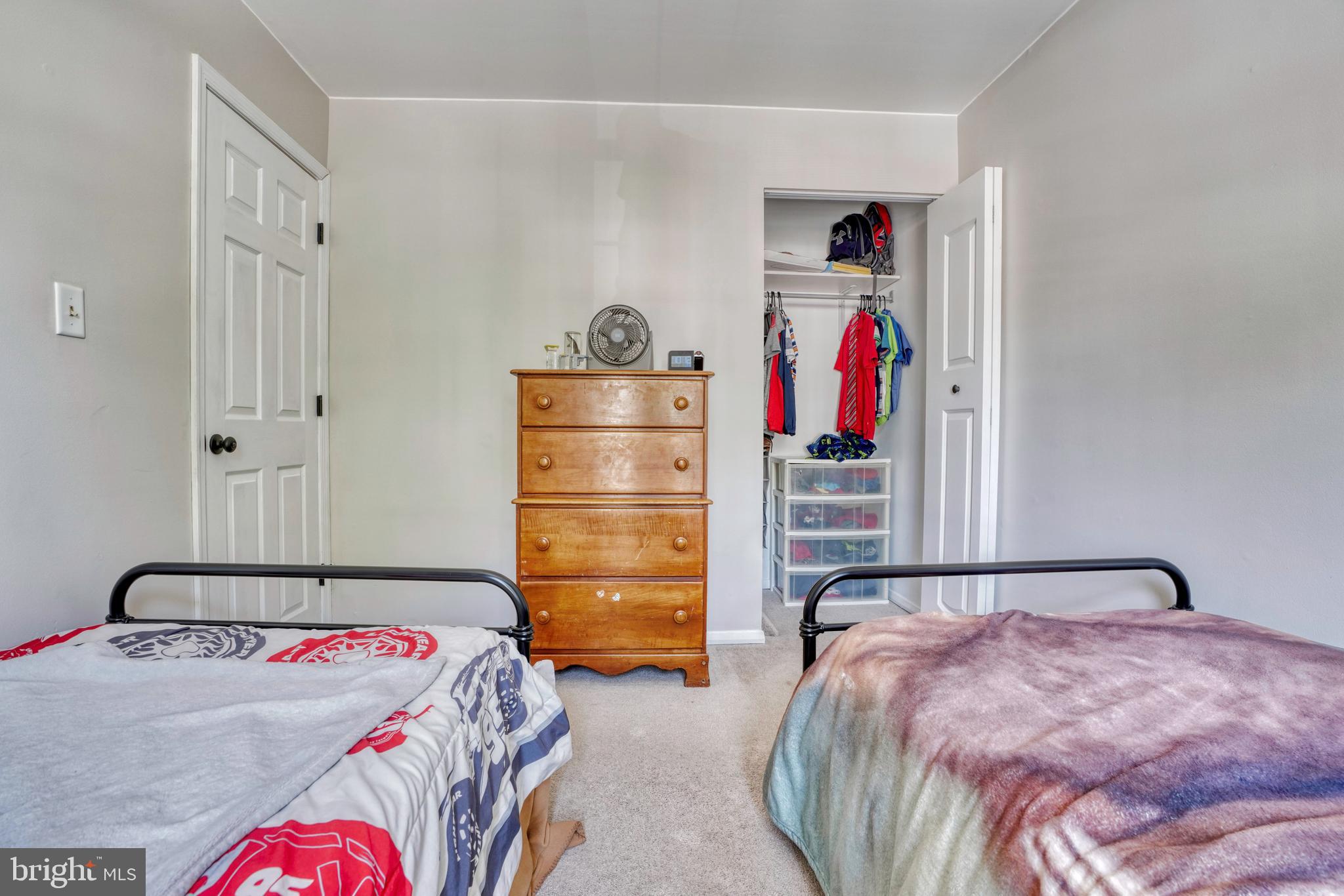 WOODSDALE MANOR - Residential