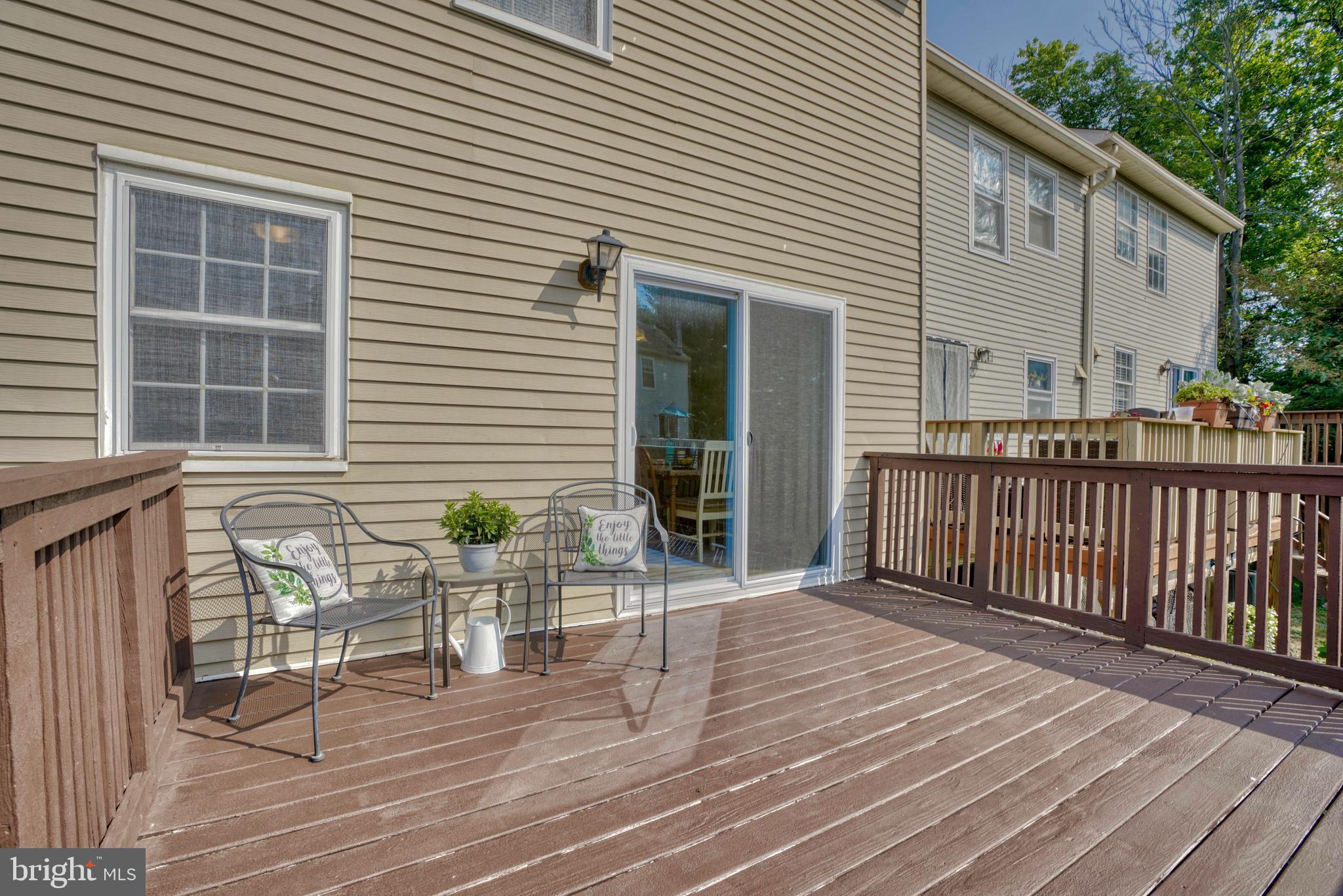 WOODSDALE MANOR - Residential