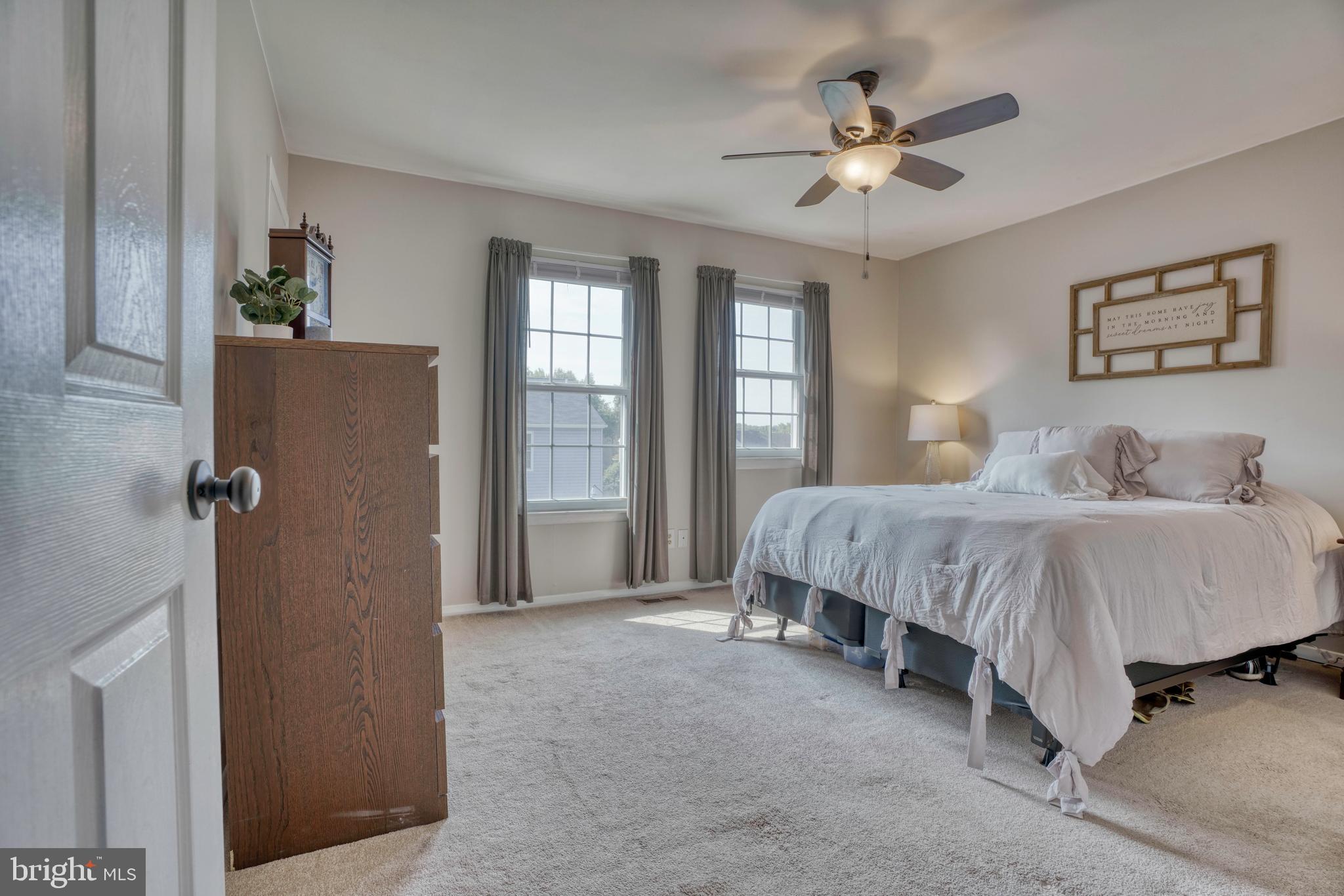 WOODSDALE MANOR - Residential