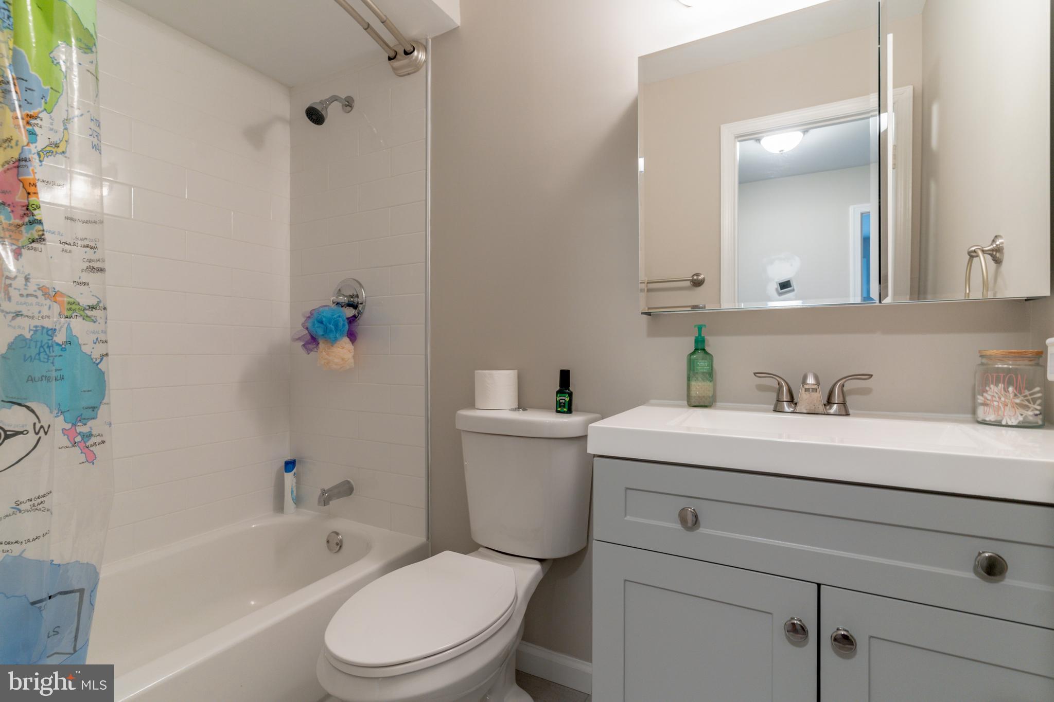 MONTPELIER WOODS - Residential Lease