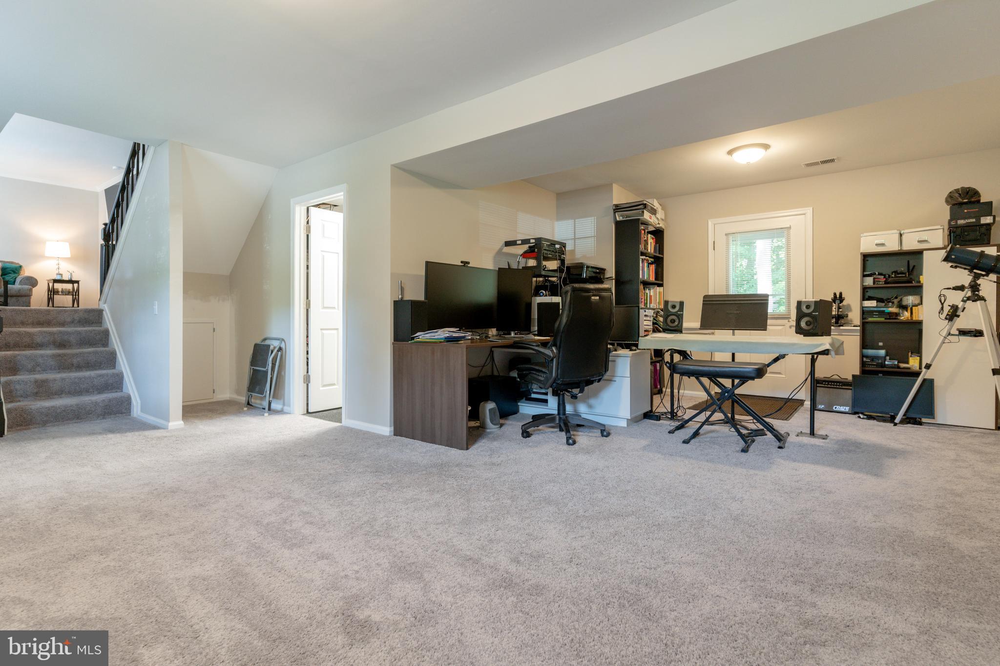 MONTPELIER WOODS - Residential Lease