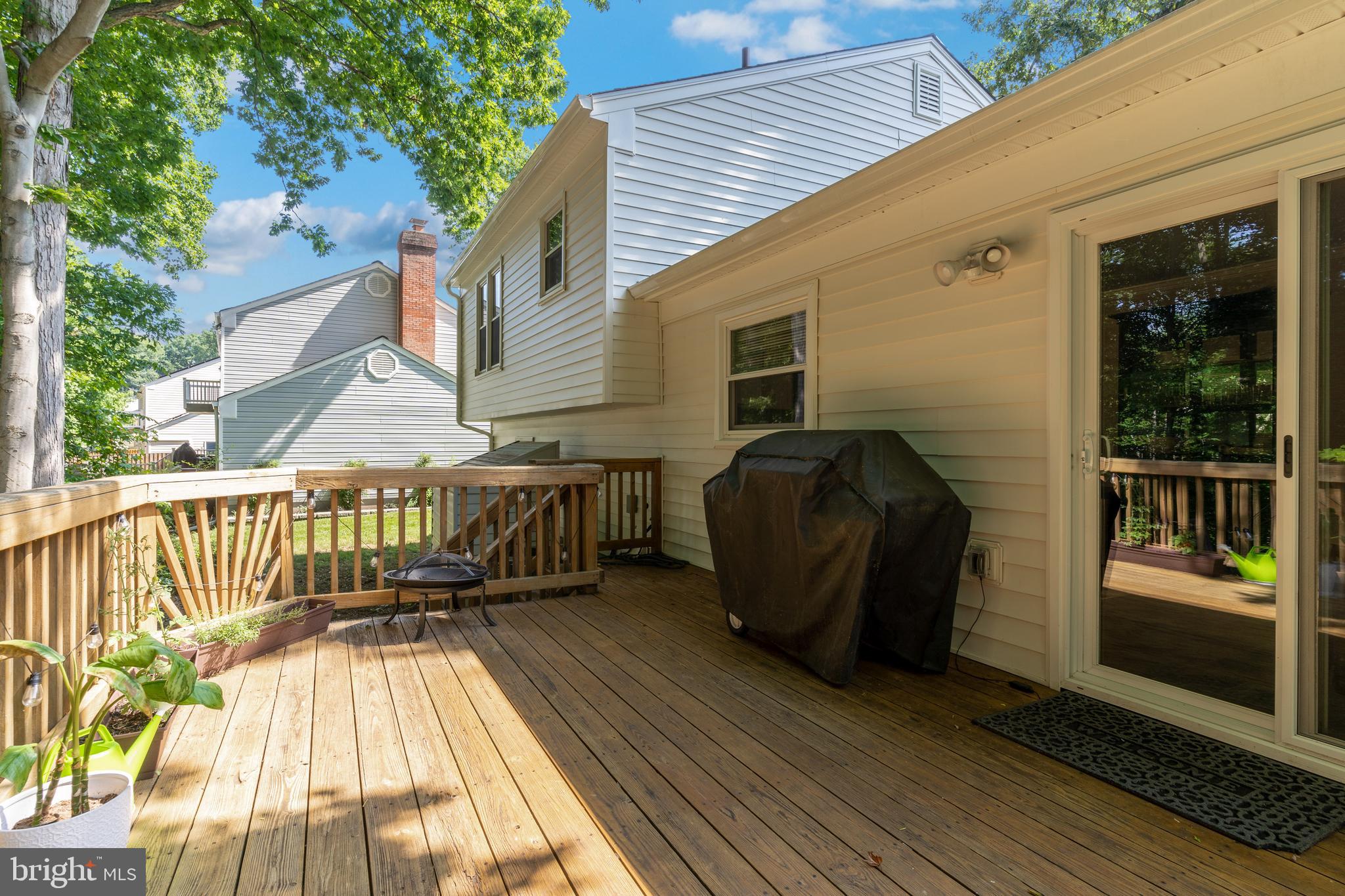 MONTPELIER WOODS - Residential Lease