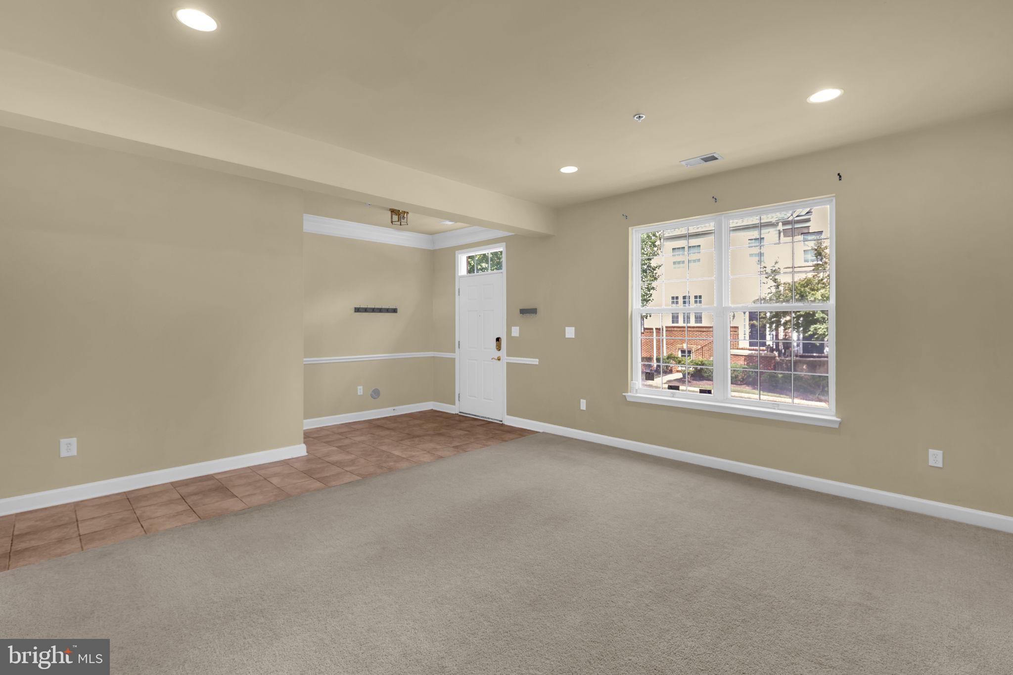 640 SPECTATOR AVENUE