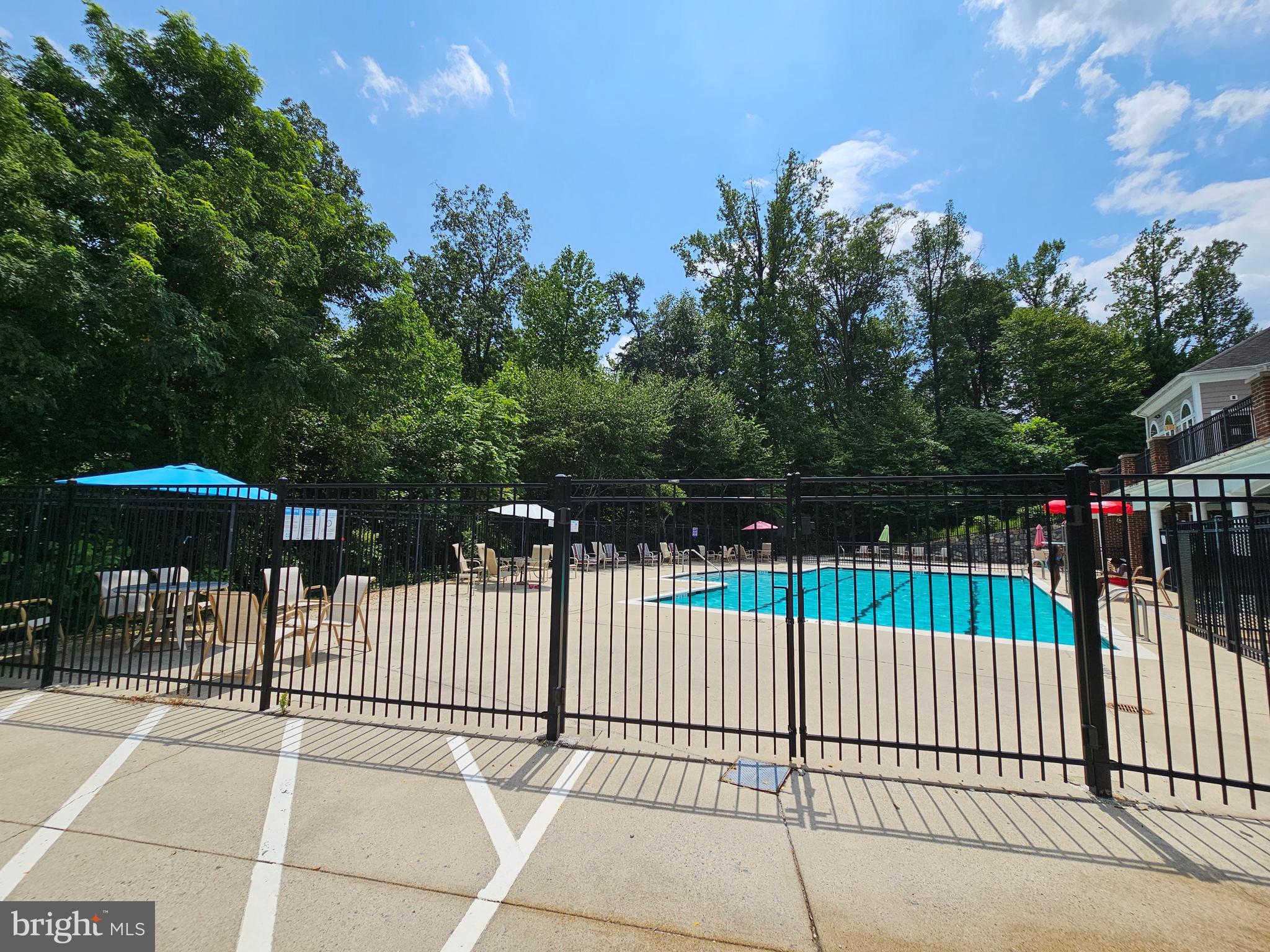 640 SPECTATOR AVENUE