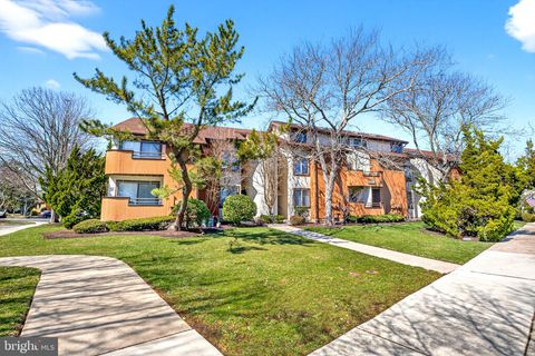 Condo For Sale - 142 Reef Drive<br/> Cape May County, OCEAN CITY, NJ 08226