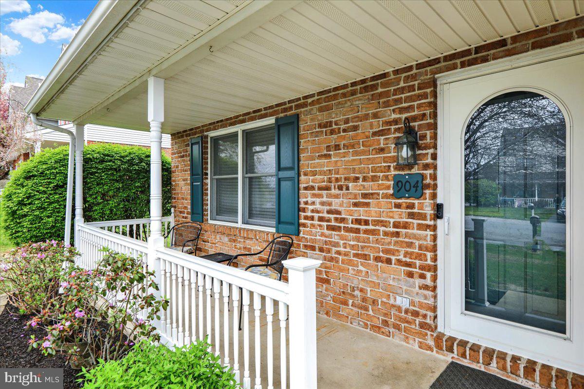 904 CACOOSING DRIVE