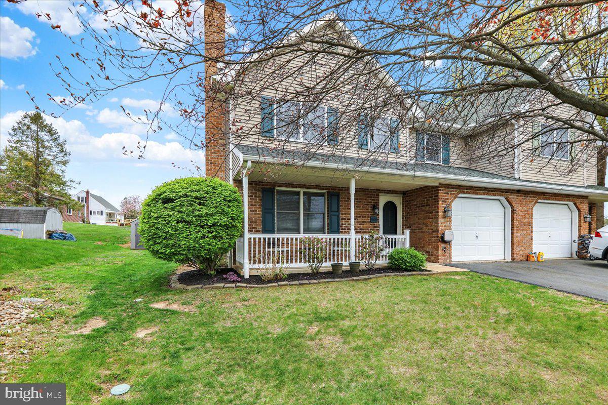 904 CACOOSING DRIVE