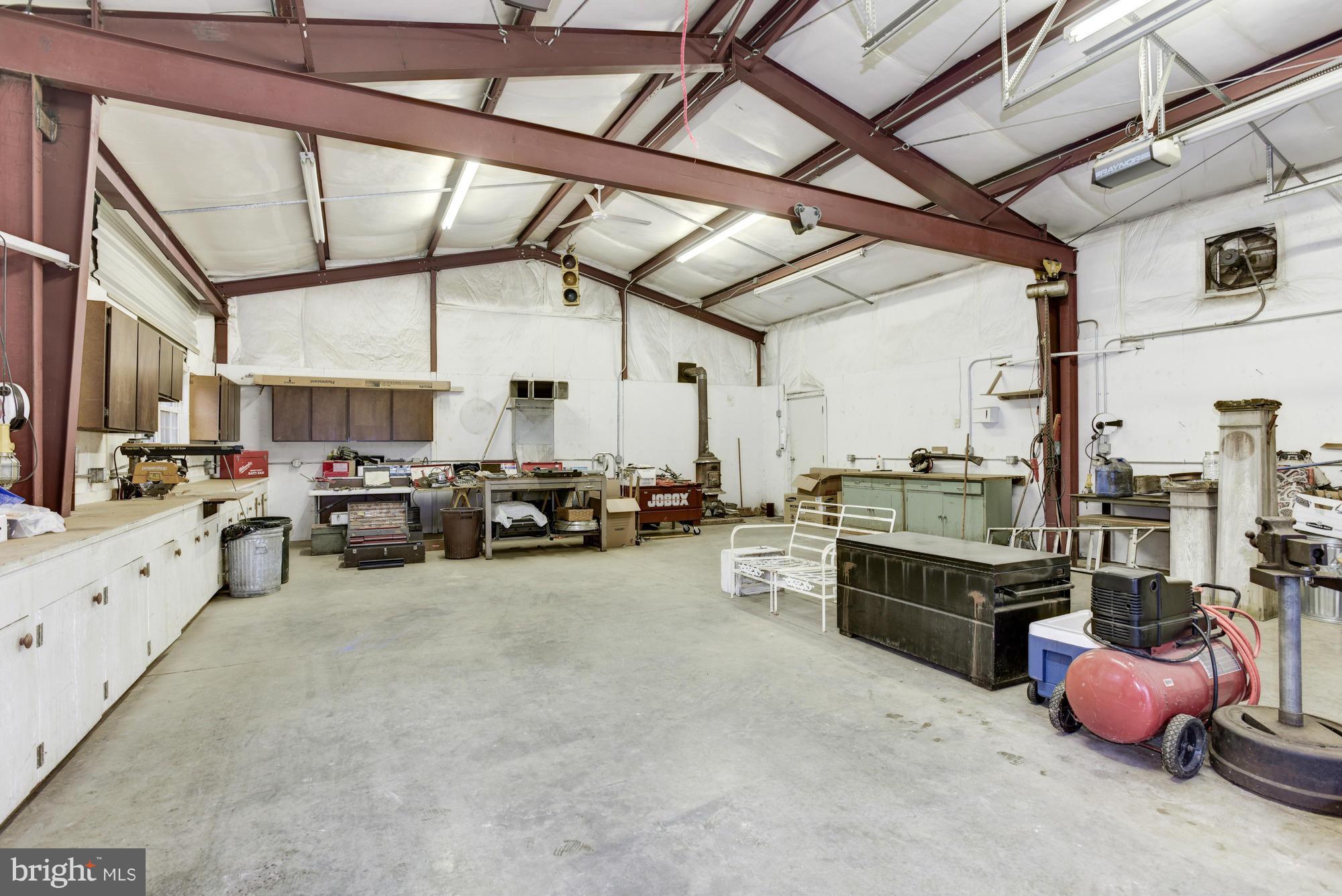 MEADOWBROOK VILLAGE - Residential