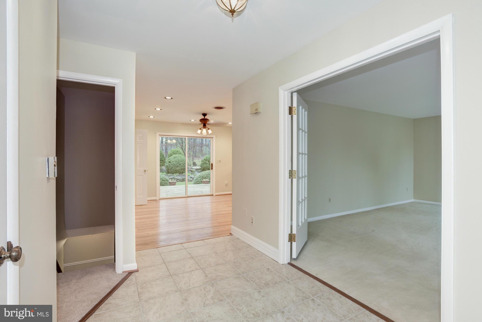 MEADOWBROOK VILLAGE - Residential