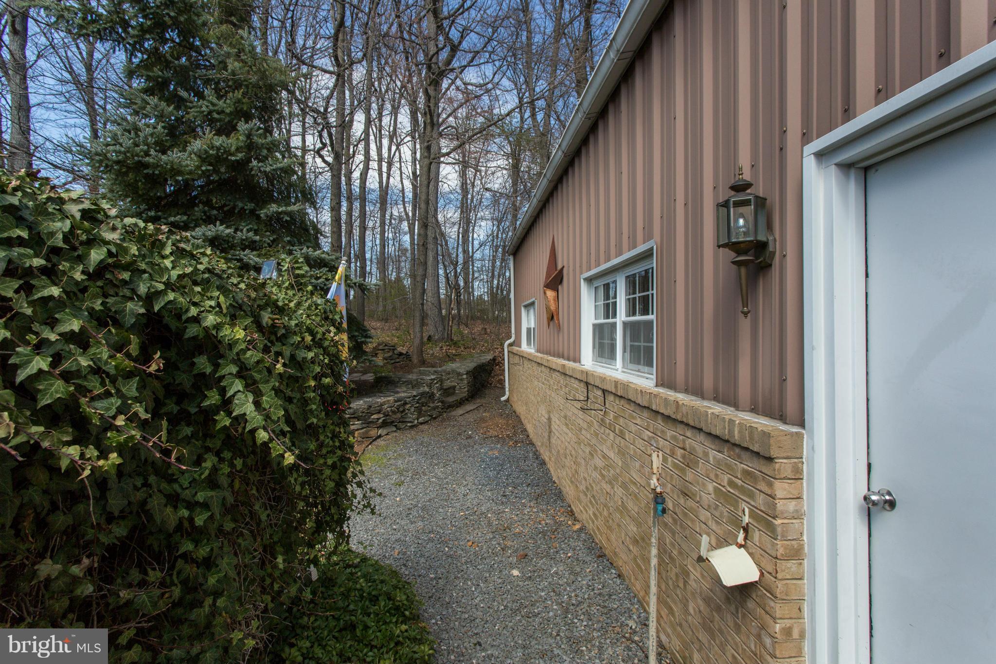 MEADOWBROOK VILLAGE - Residential