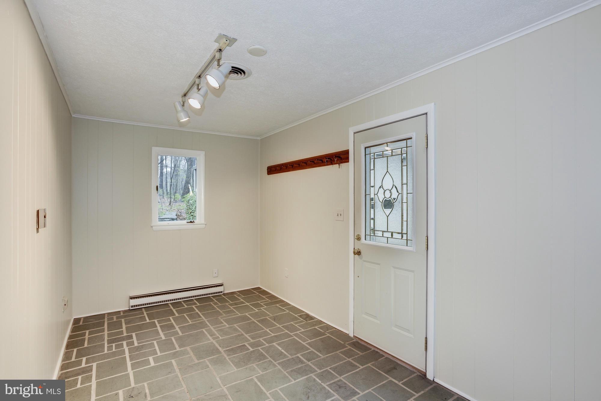 MEADOWBROOK VILLAGE - Residential