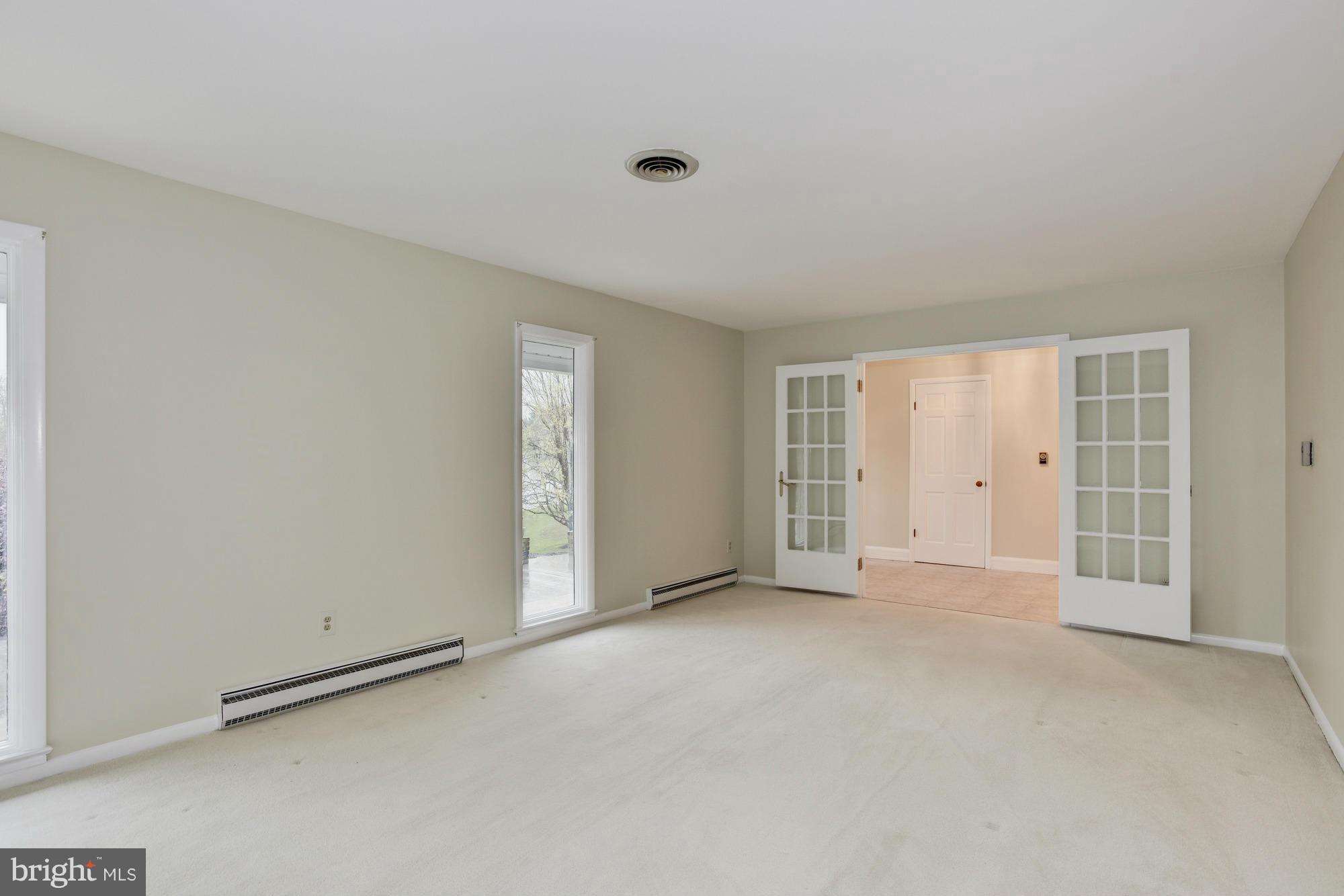 MEADOWBROOK VILLAGE - Residential