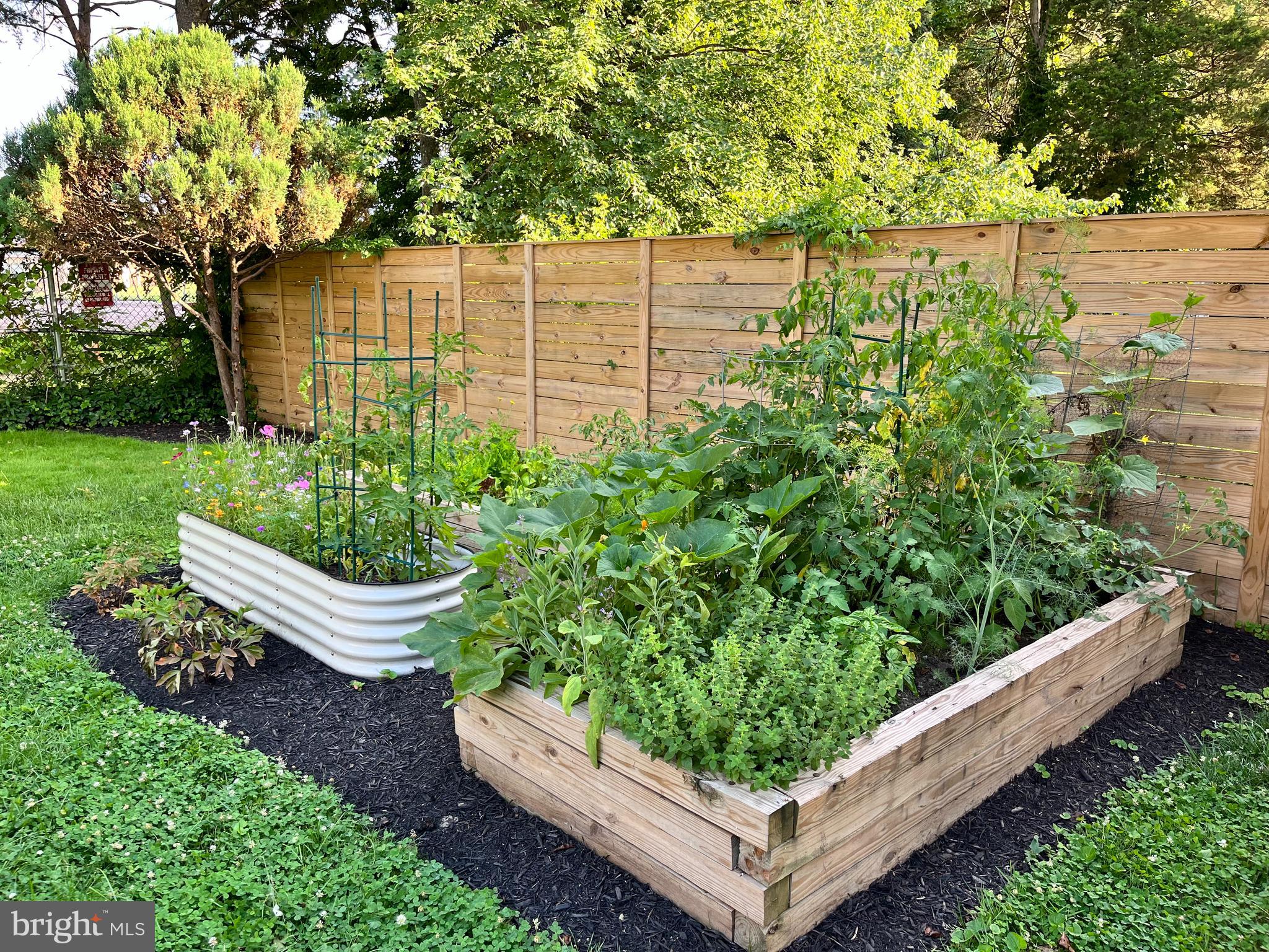 ROLLING TERRACE - Residential
