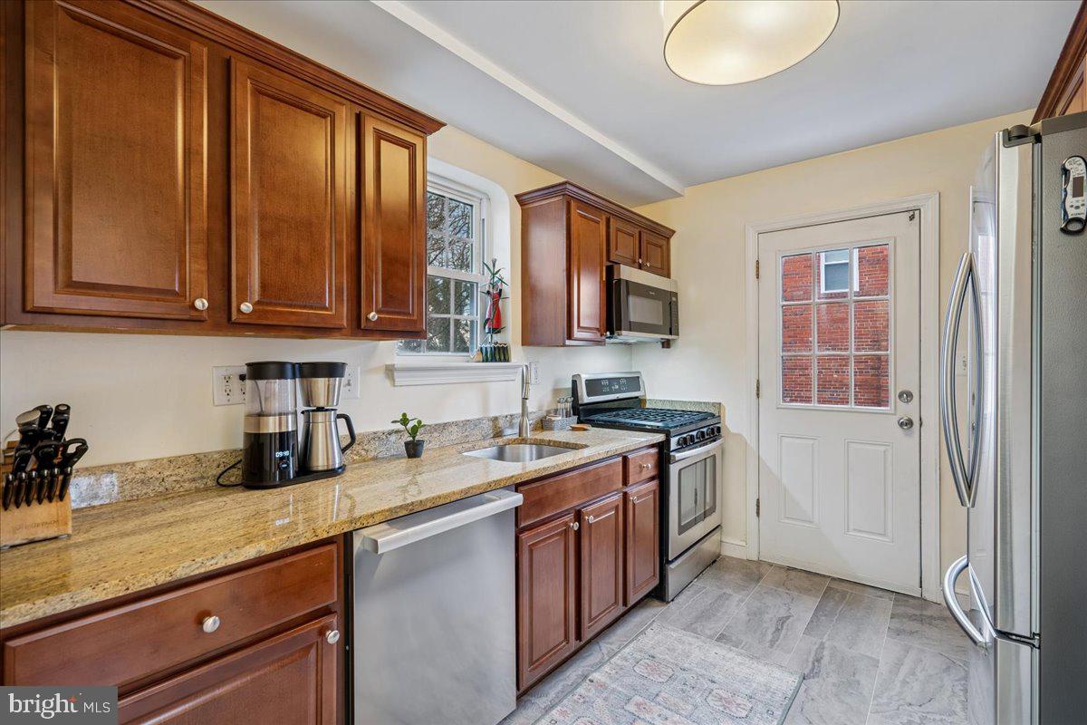 ROLLING TERRACE - Residential