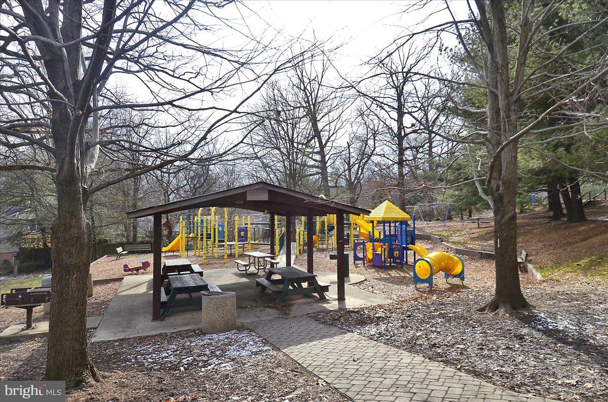 ROLLING TERRACE - Residential