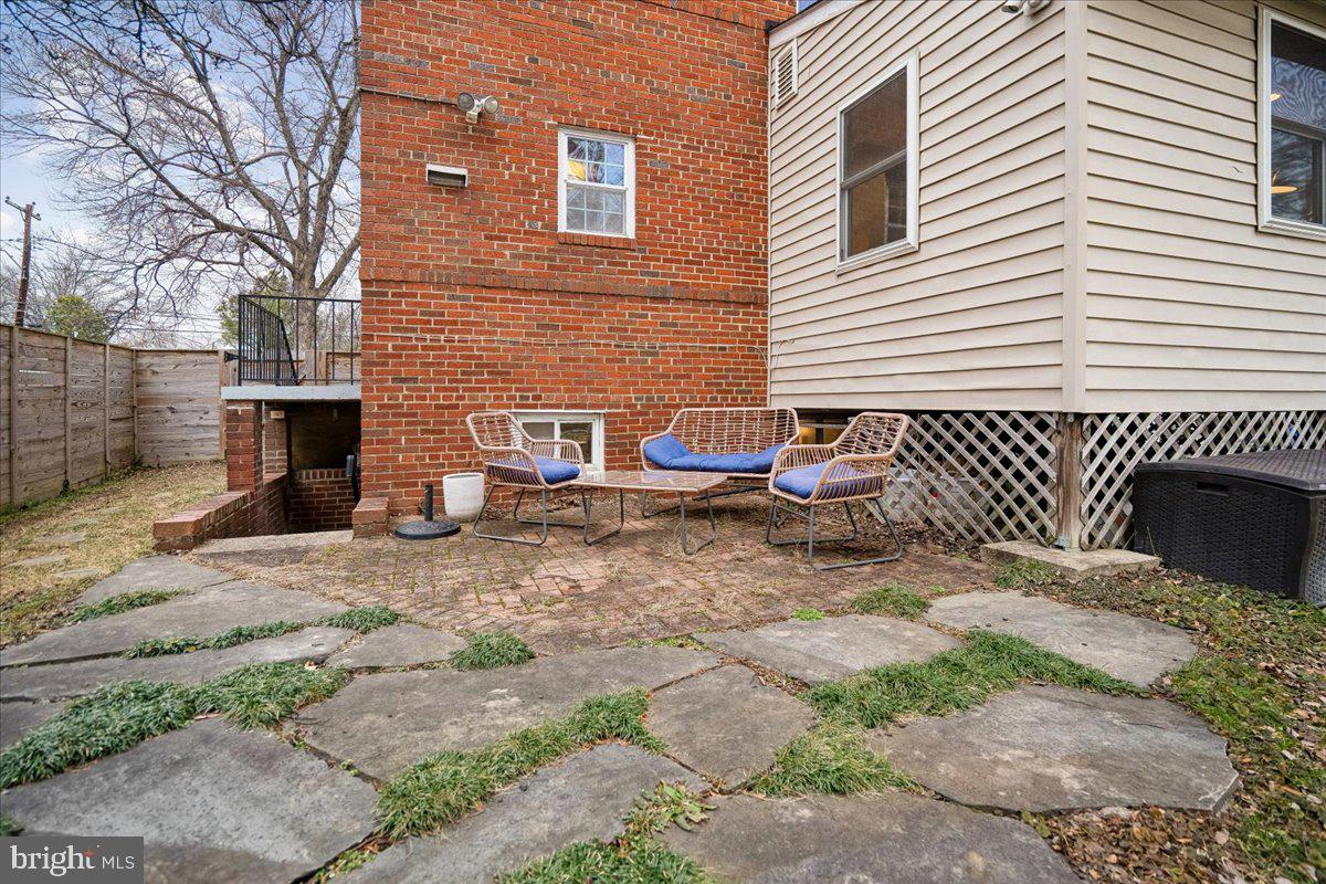 ROLLING TERRACE - Residential