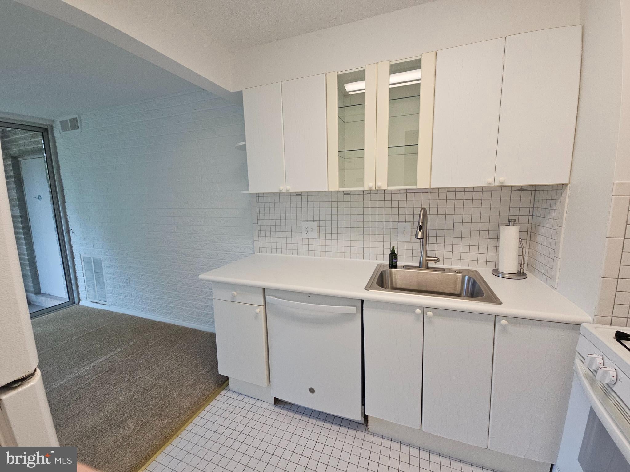 1828 METZEROTT ROAD 204