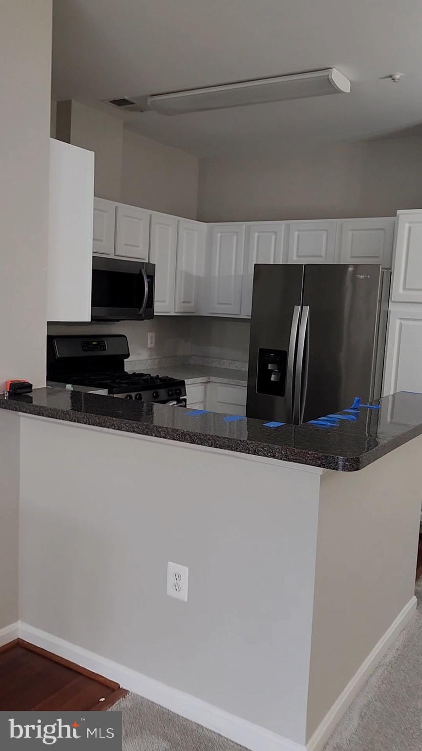 RANDOM HILLS - Residential