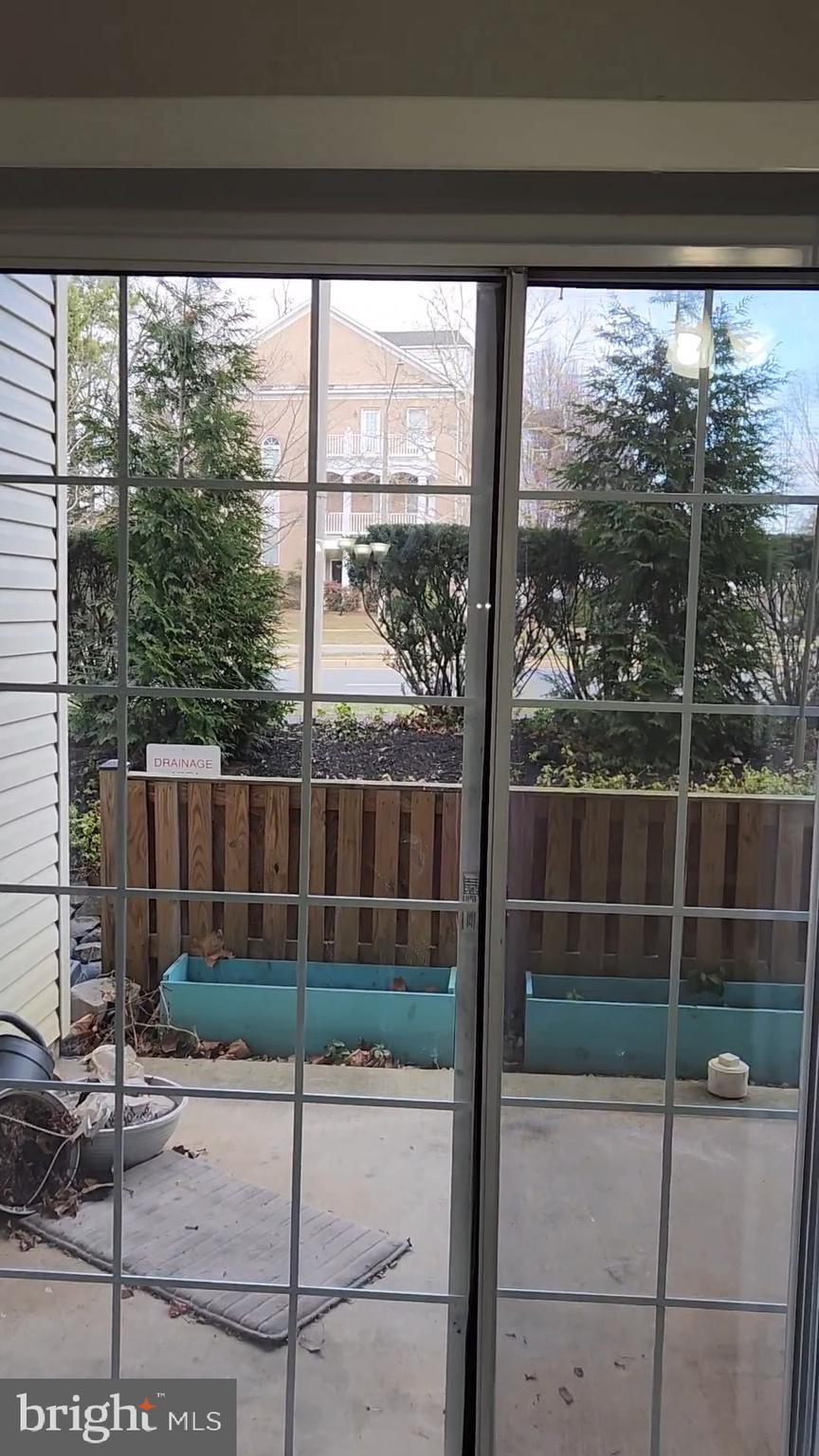 RANDOM HILLS - Residential