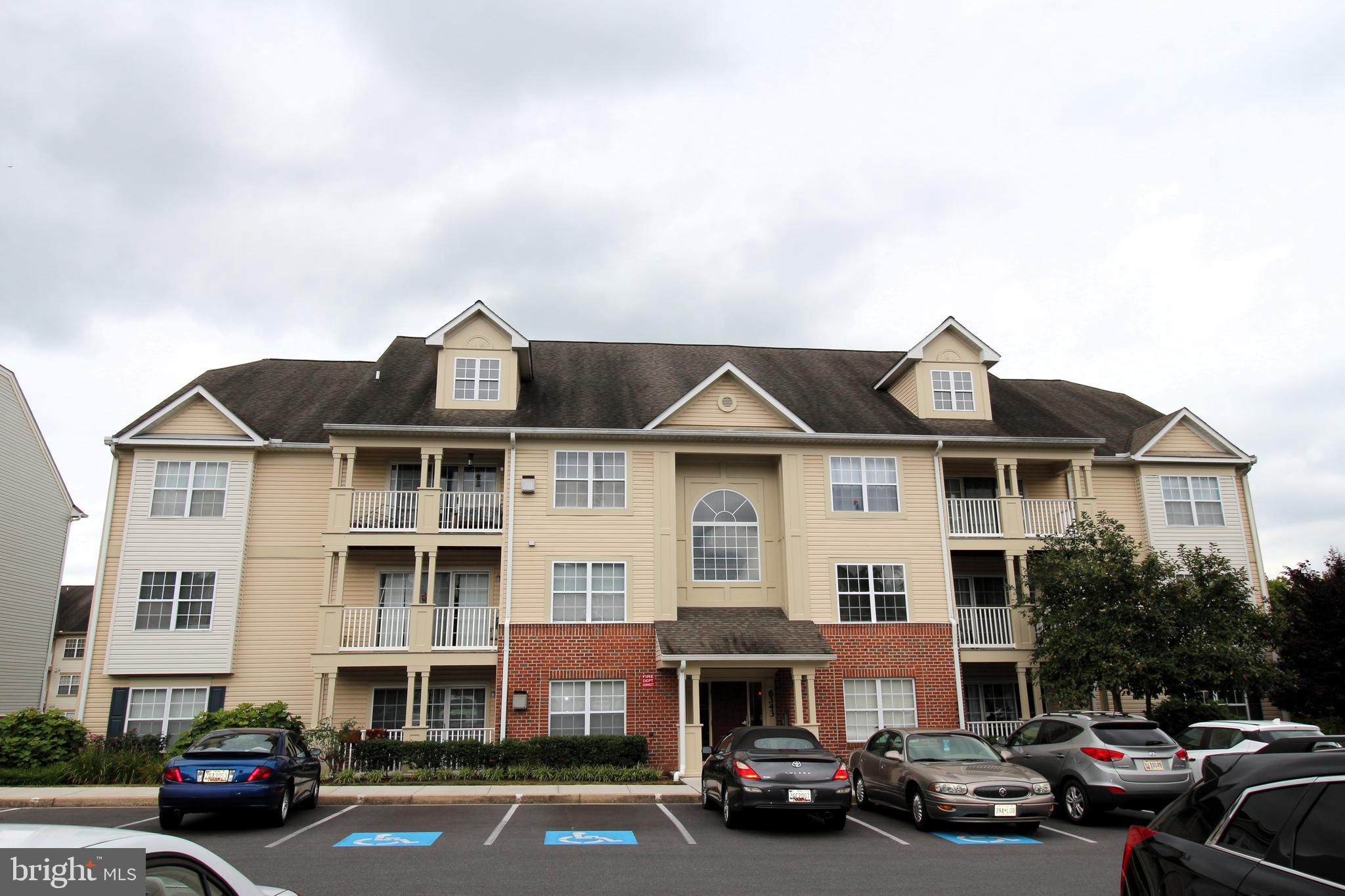 SPRING RIDGE - Residential